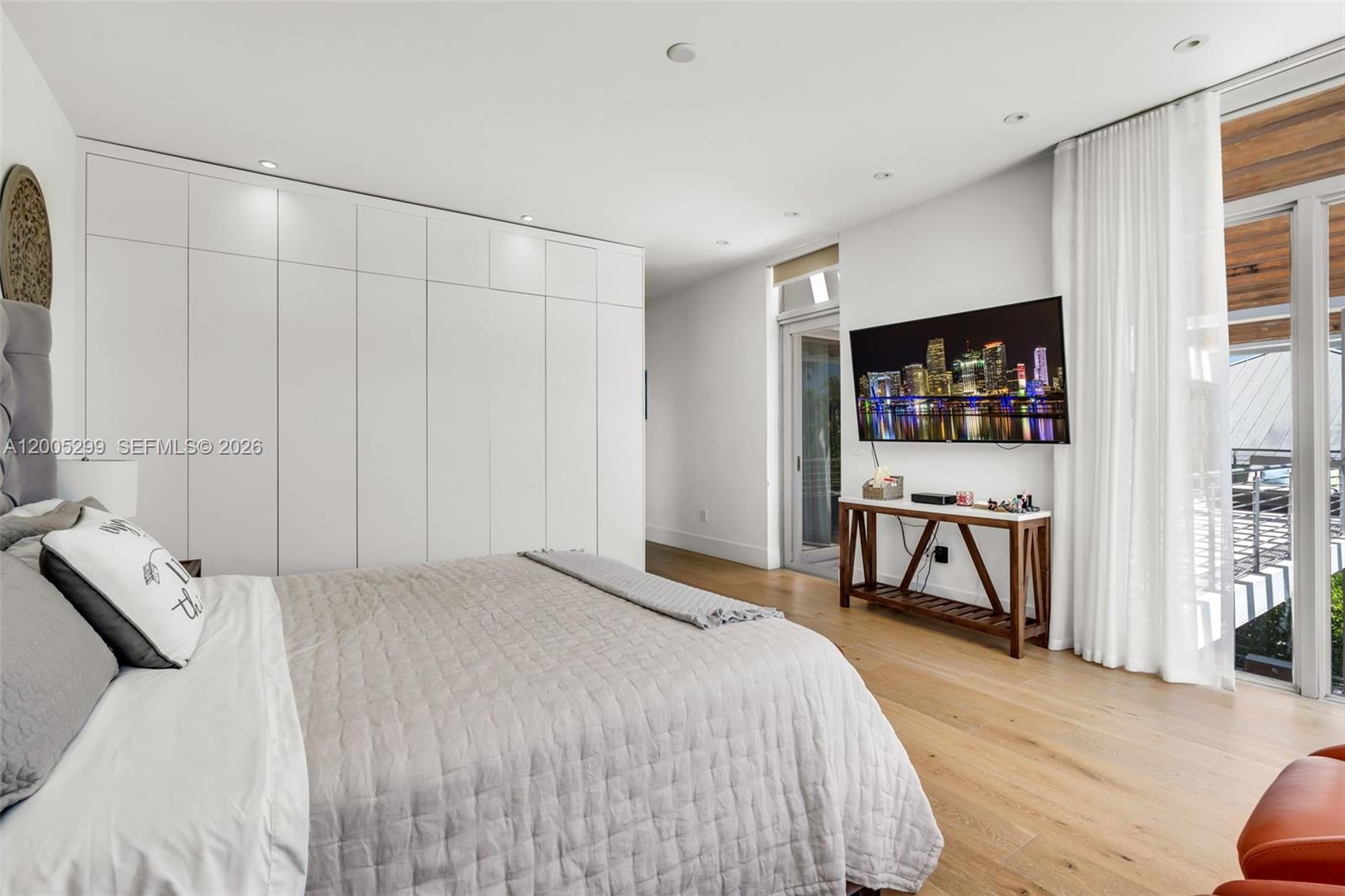 TROPICAL ISLE HOMES SUB - Residential