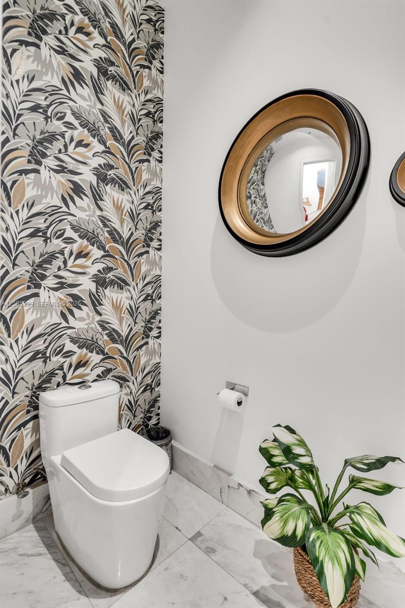 TROPICAL ISLE HOMES SUB - Residential