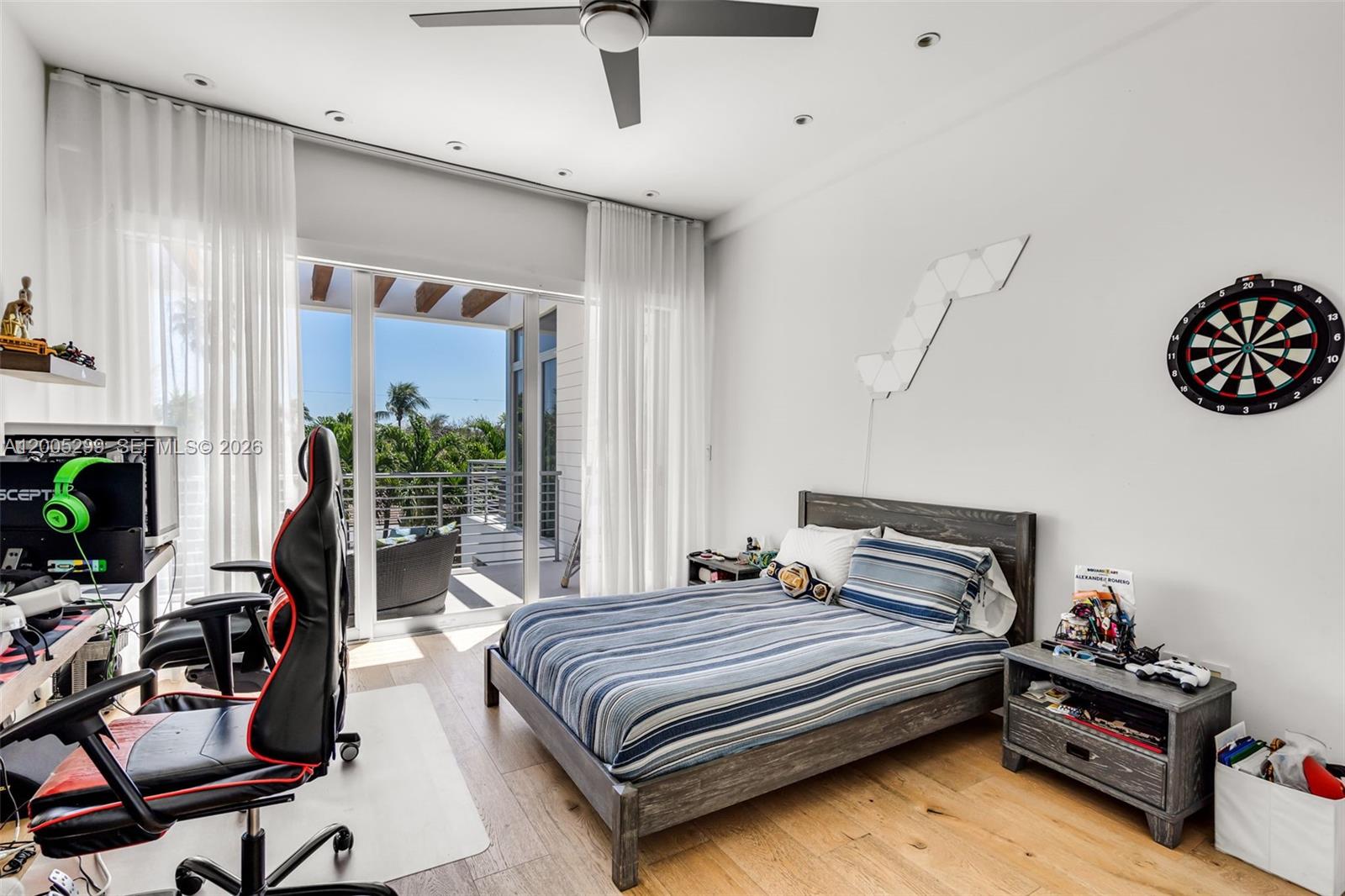 TROPICAL ISLE HOMES SUB - Residential