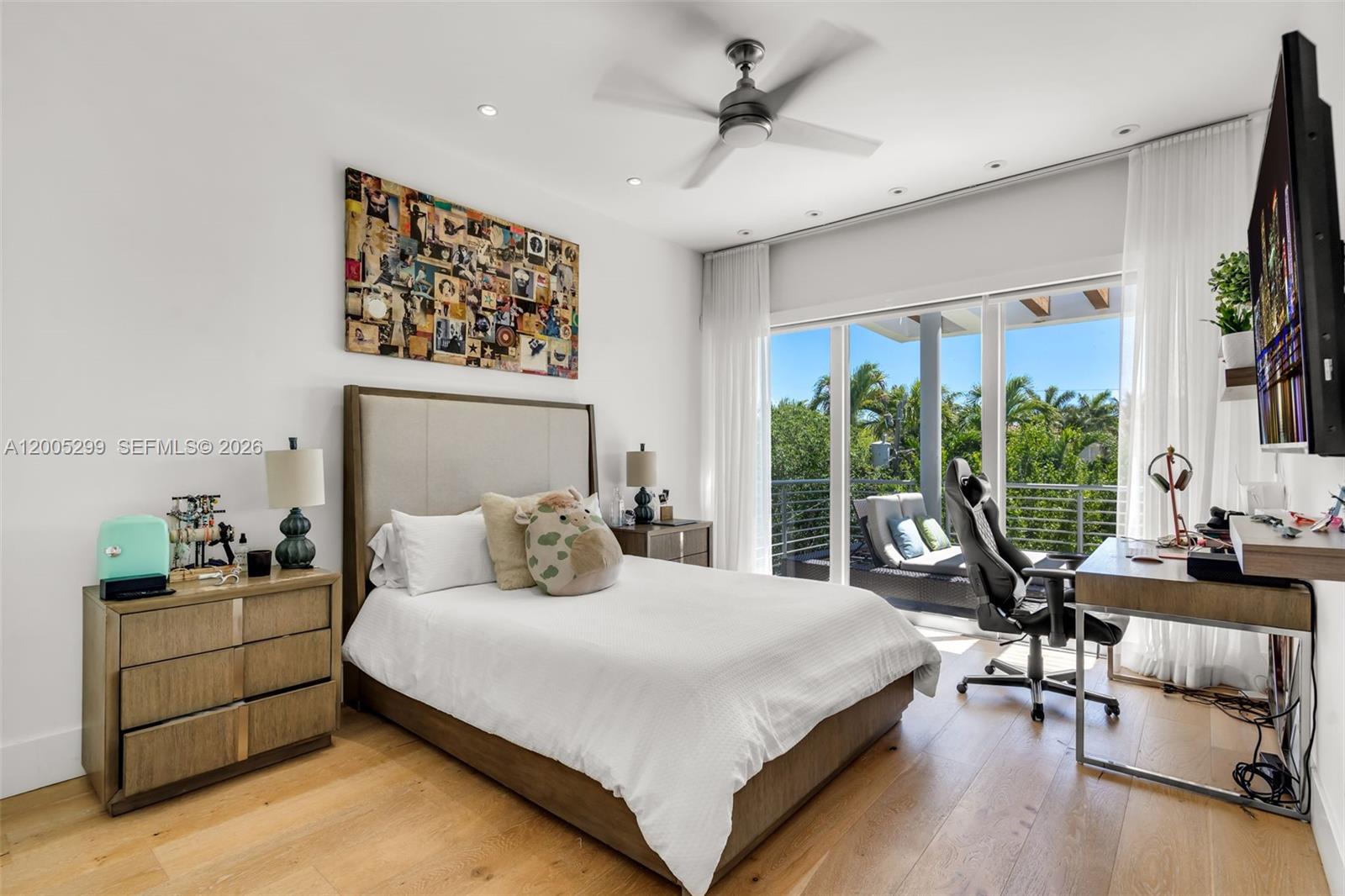 TROPICAL ISLE HOMES SUB - Residential