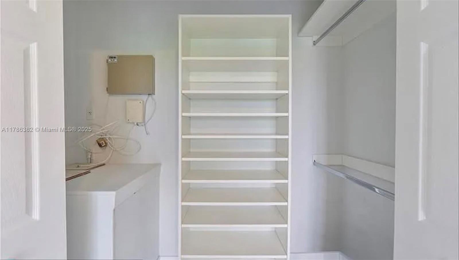 NEW HAMPTON AT CENTURY VI - Residential