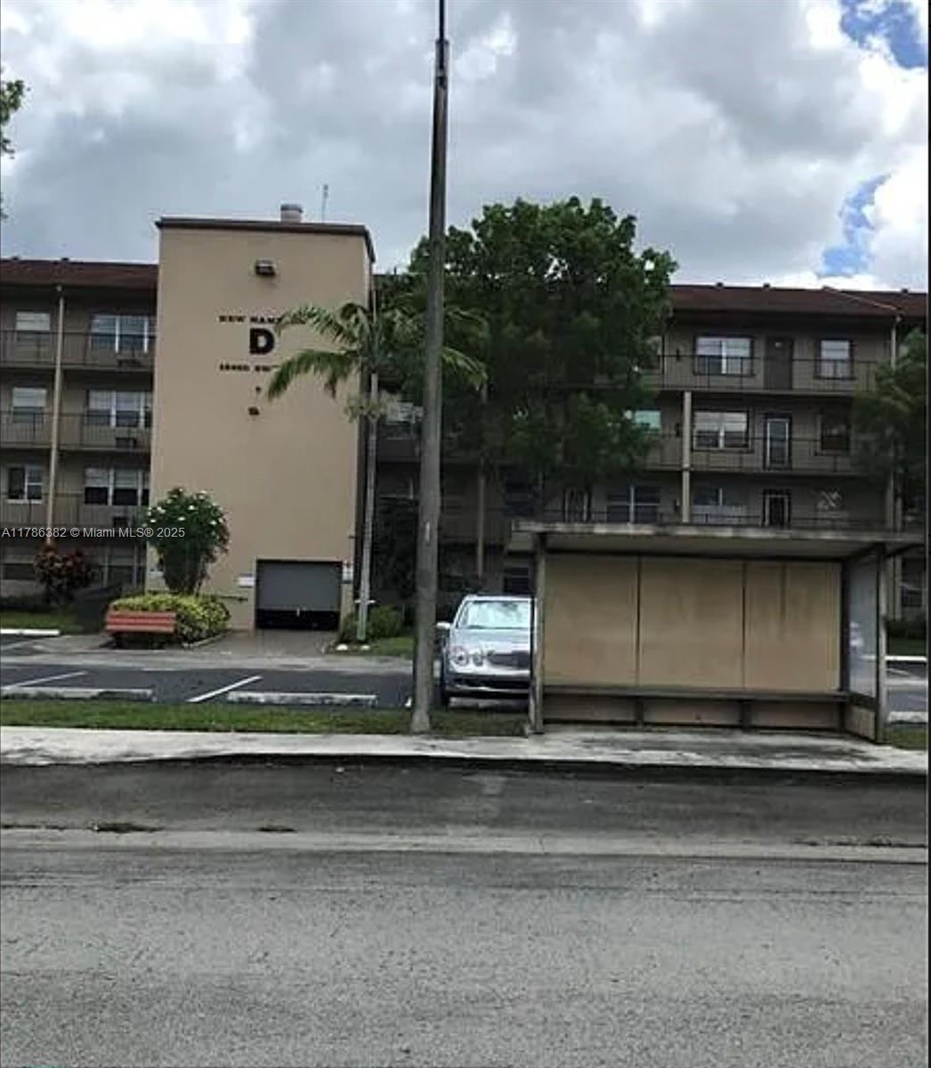 NEW HAMPTON AT CENTURY VI - Residential
