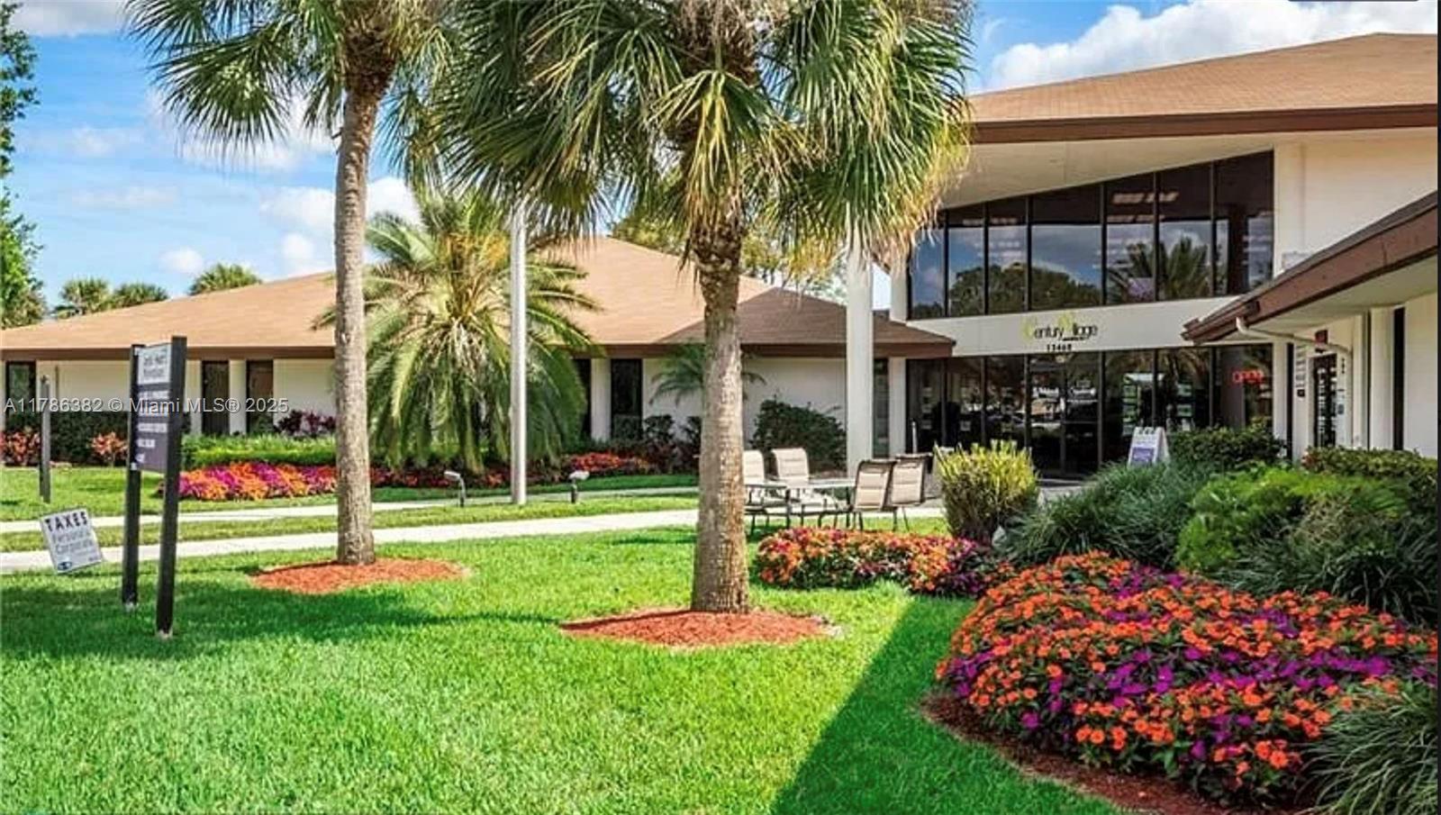 NEW HAMPTON AT CENTURY VI - Residential