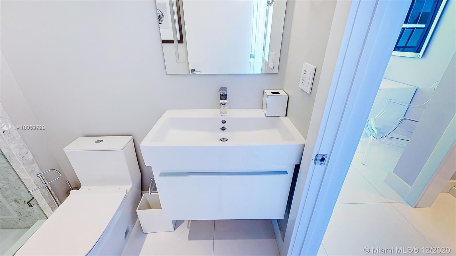 900 BISCAYNE BAY CONDO - Residential
