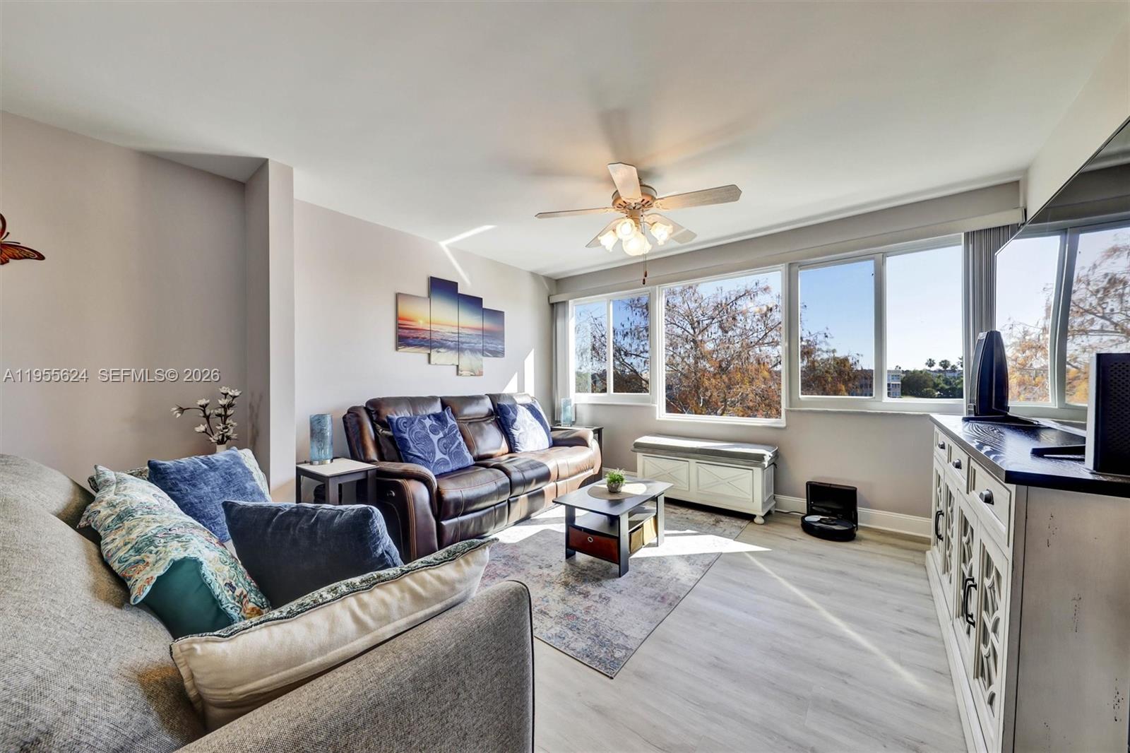 DEVON CONDOMINIUM G - Residential