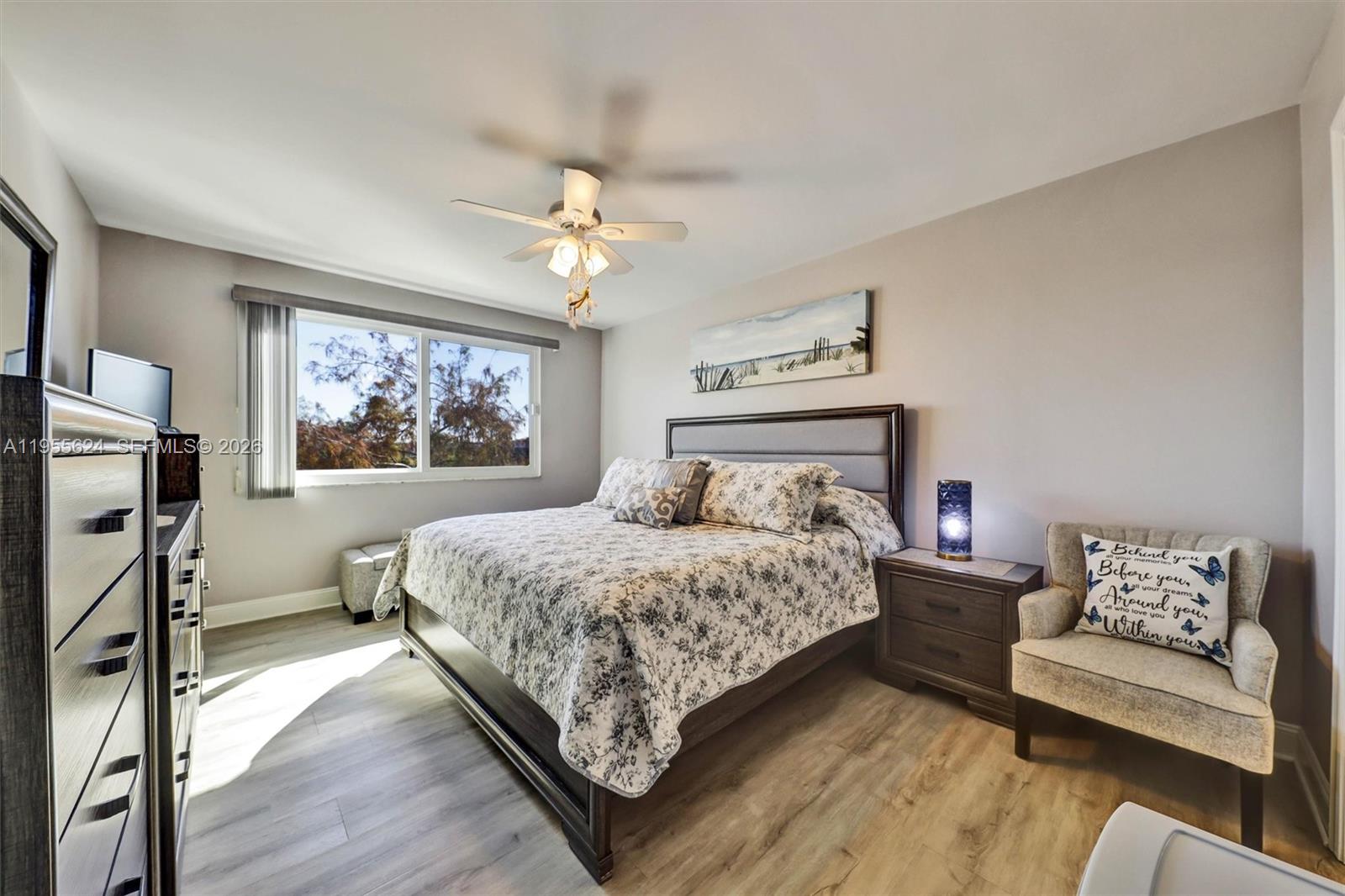 DEVON CONDOMINIUM G - Residential