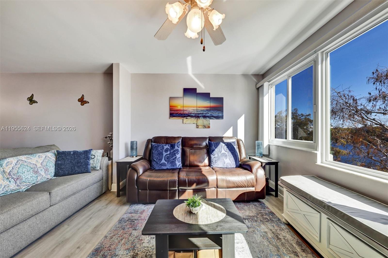 DEVON CONDOMINIUM G - Residential