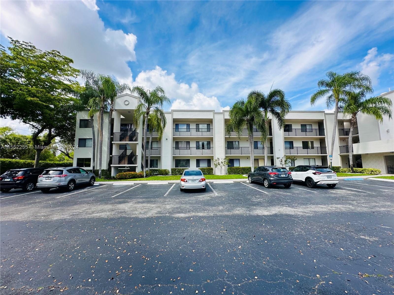 Property for Sale at 10818 W Clairmont Cir 102, Tamarac, Broward County, Florida - Bedrooms: 2 
Bathrooms: 2  - $180,000
