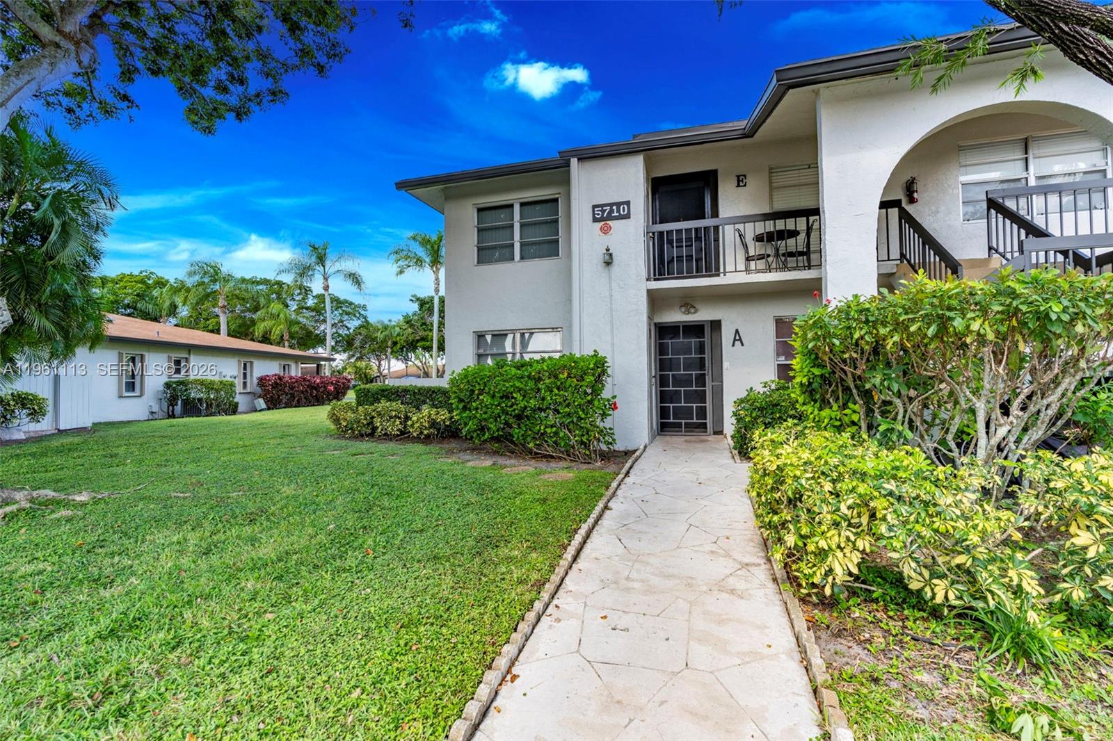 PALM GREENS AT VILLA DEL - Residential