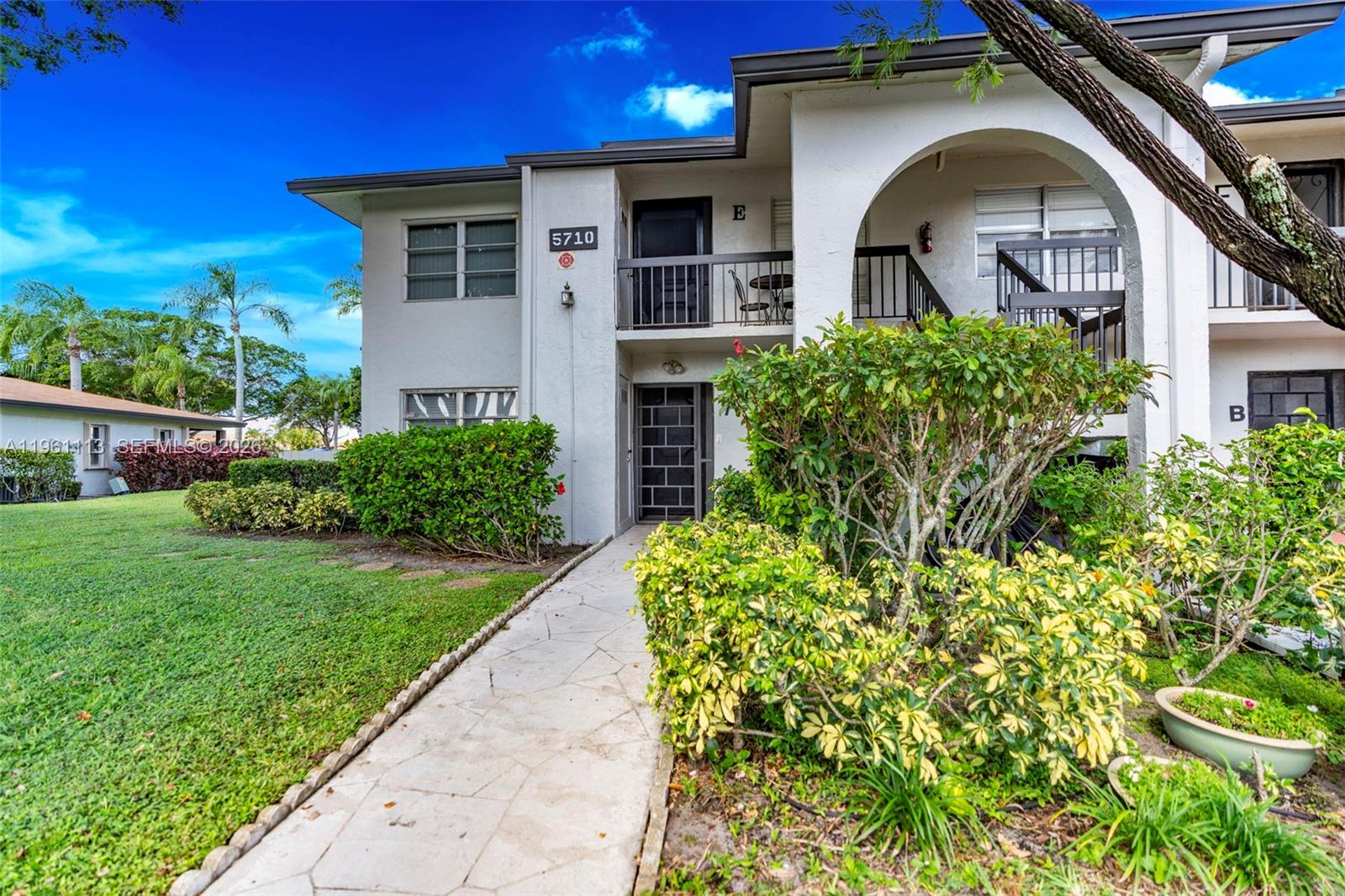 PALM GREENS AT VILLA DEL - Residential