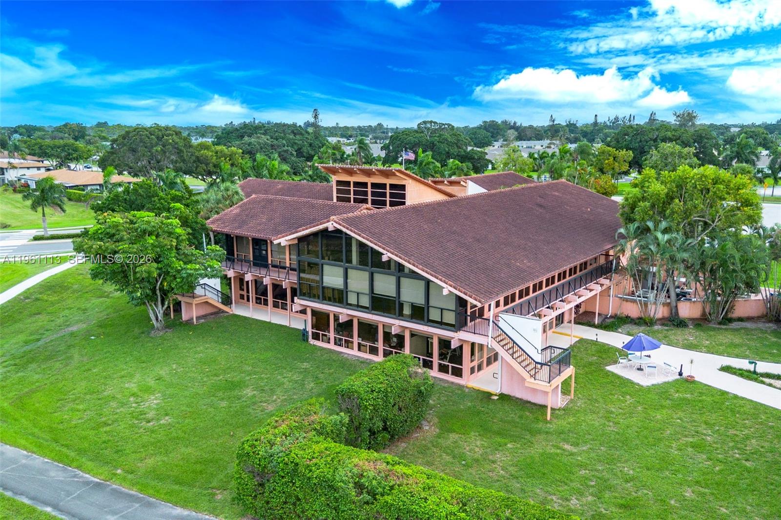 PALM GREENS AT VILLA DEL - Residential