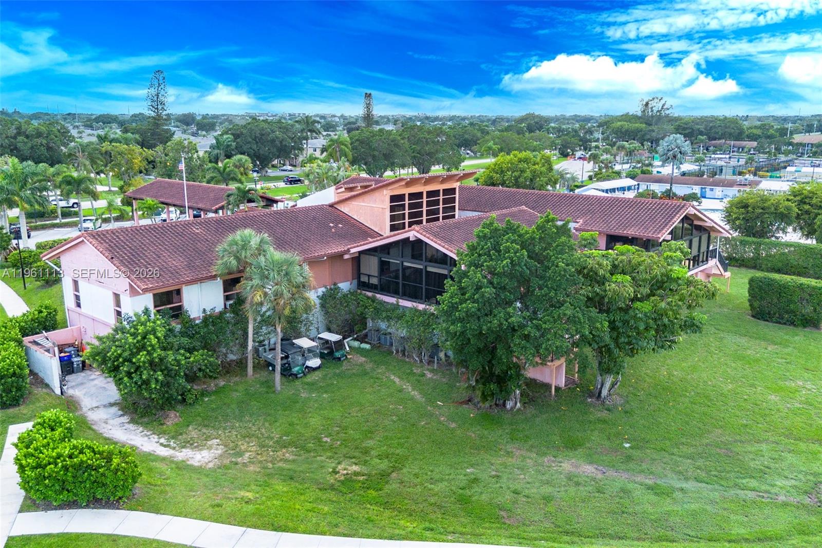 PALM GREENS AT VILLA DEL - Residential
