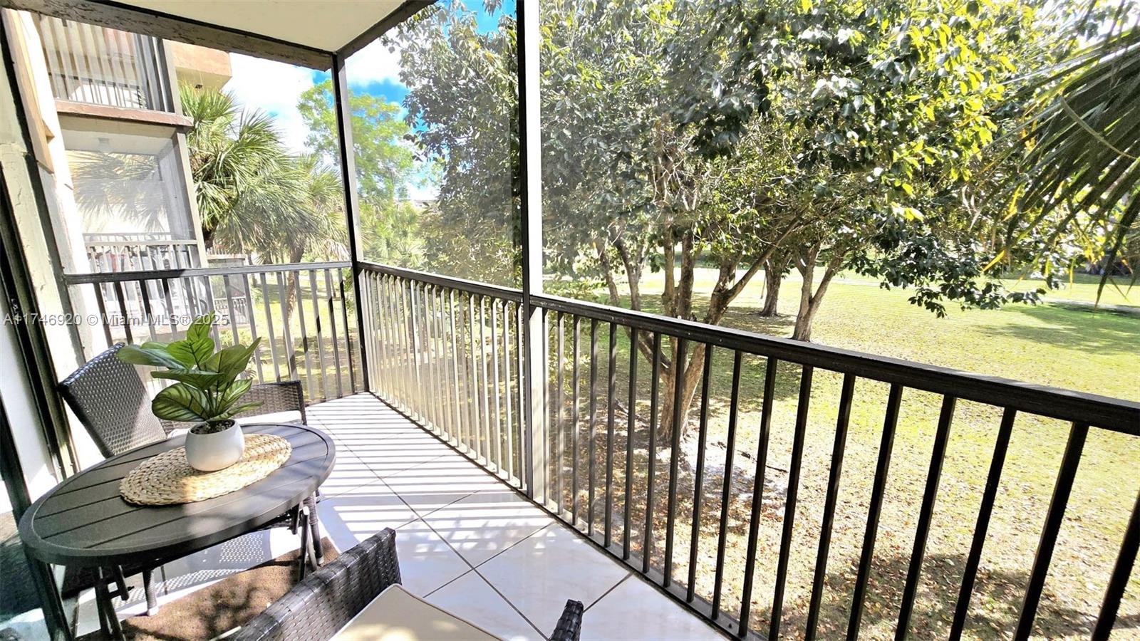 INVERWOOD CONDO - Residential