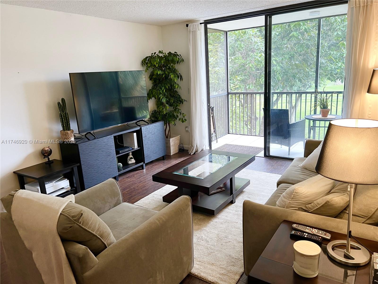 INVERWOOD CONDO - Residential
