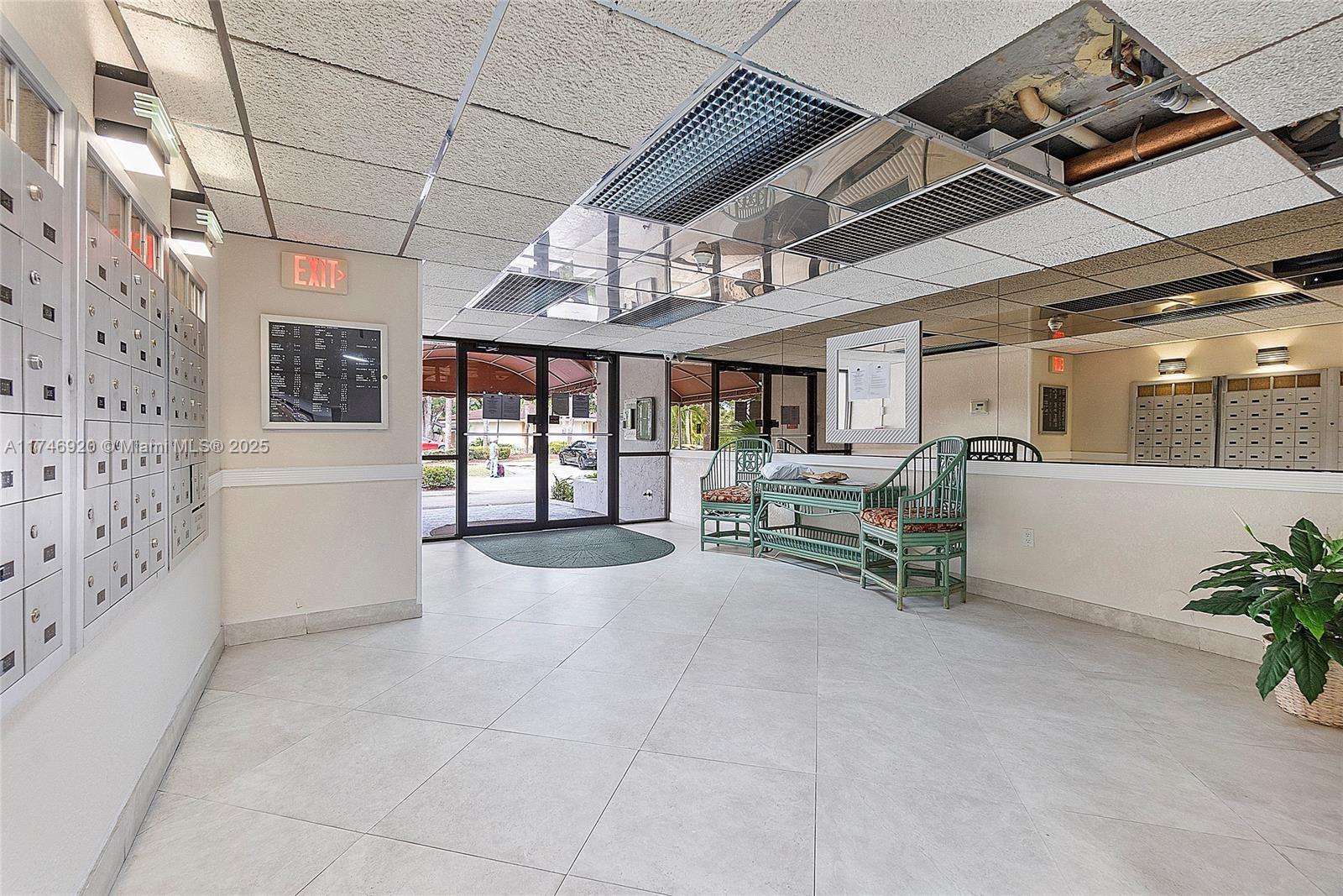 INVERWOOD CONDO - Residential