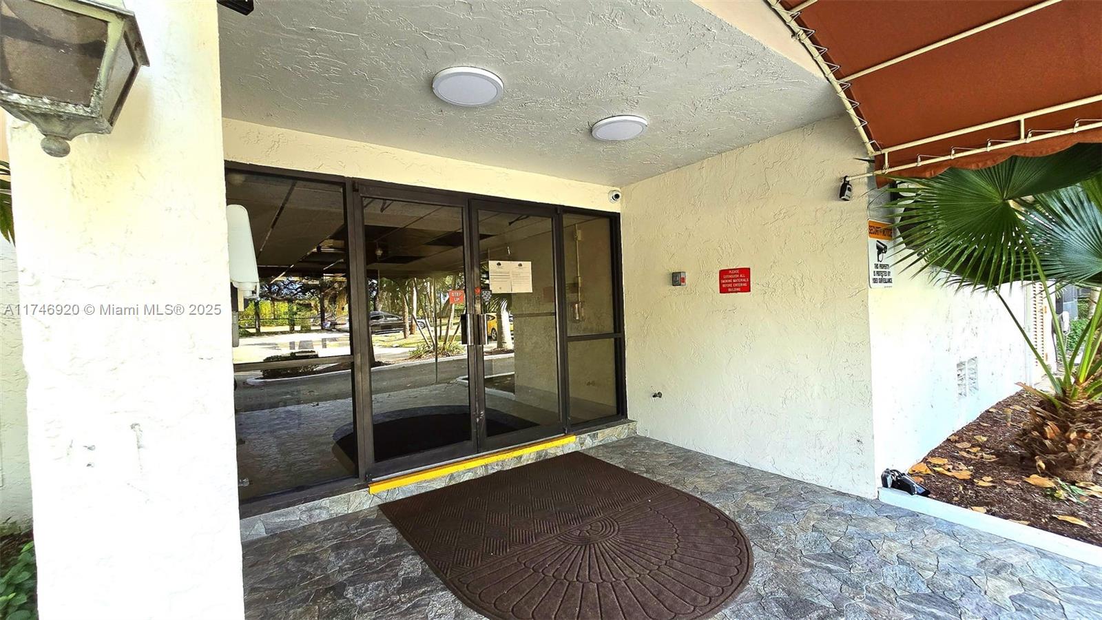 INVERWOOD CONDO - Residential