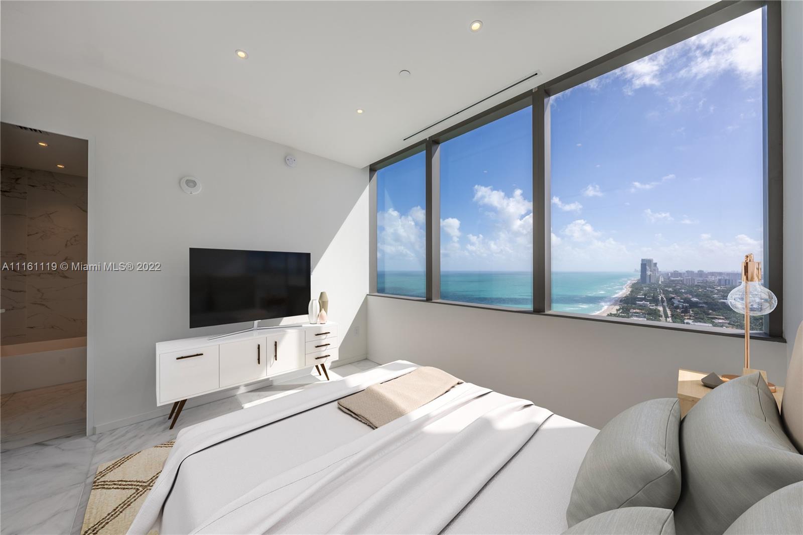 2000 Ocean - Residential