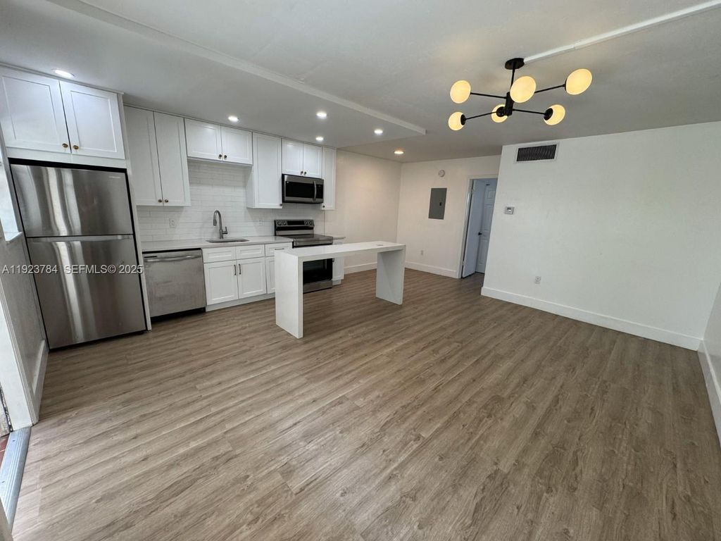 Photo of 1720 Cleveland St #110w, Hollywood, FL 33020 (MLS # A11923784)