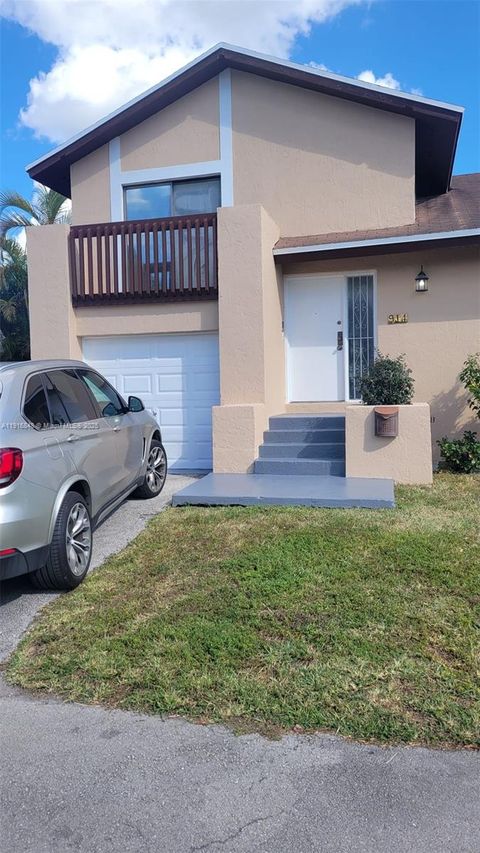 914 NW 106th Ave Cir 914 Miami FL 33172