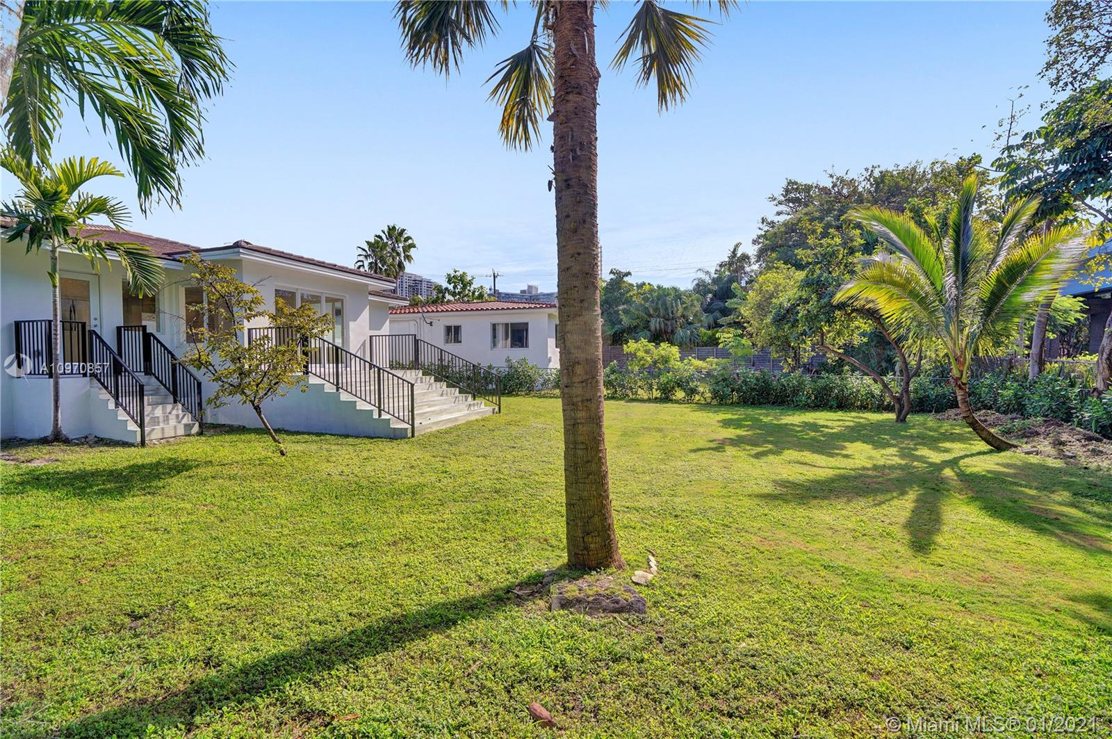 BRICKELL HAMMOCK UN 1 - Residential