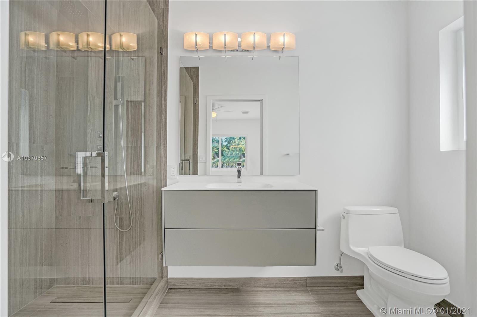 BRICKELL HAMMOCK UN 1 - Residential