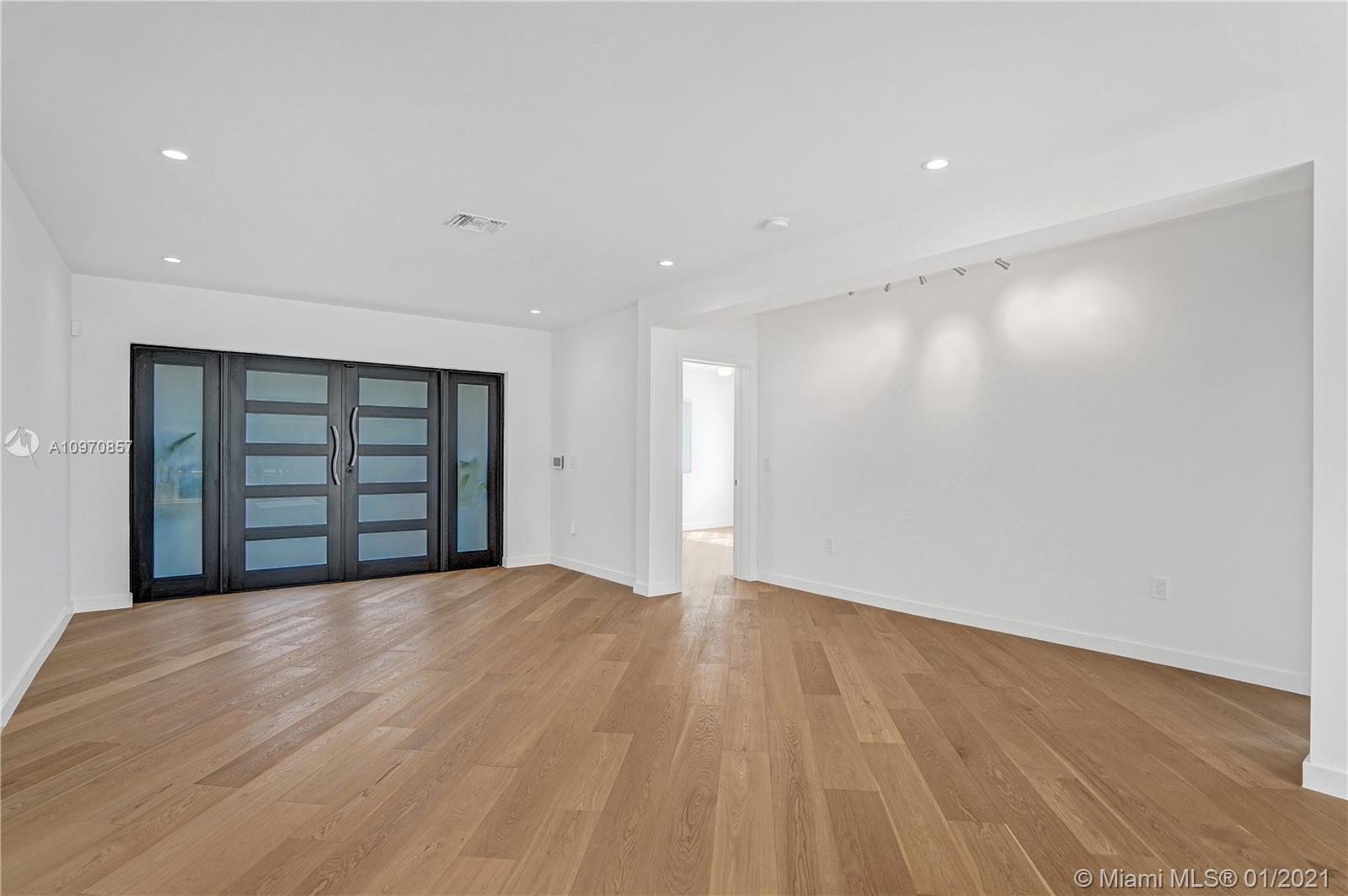 BRICKELL HAMMOCK UN 1 - Residential