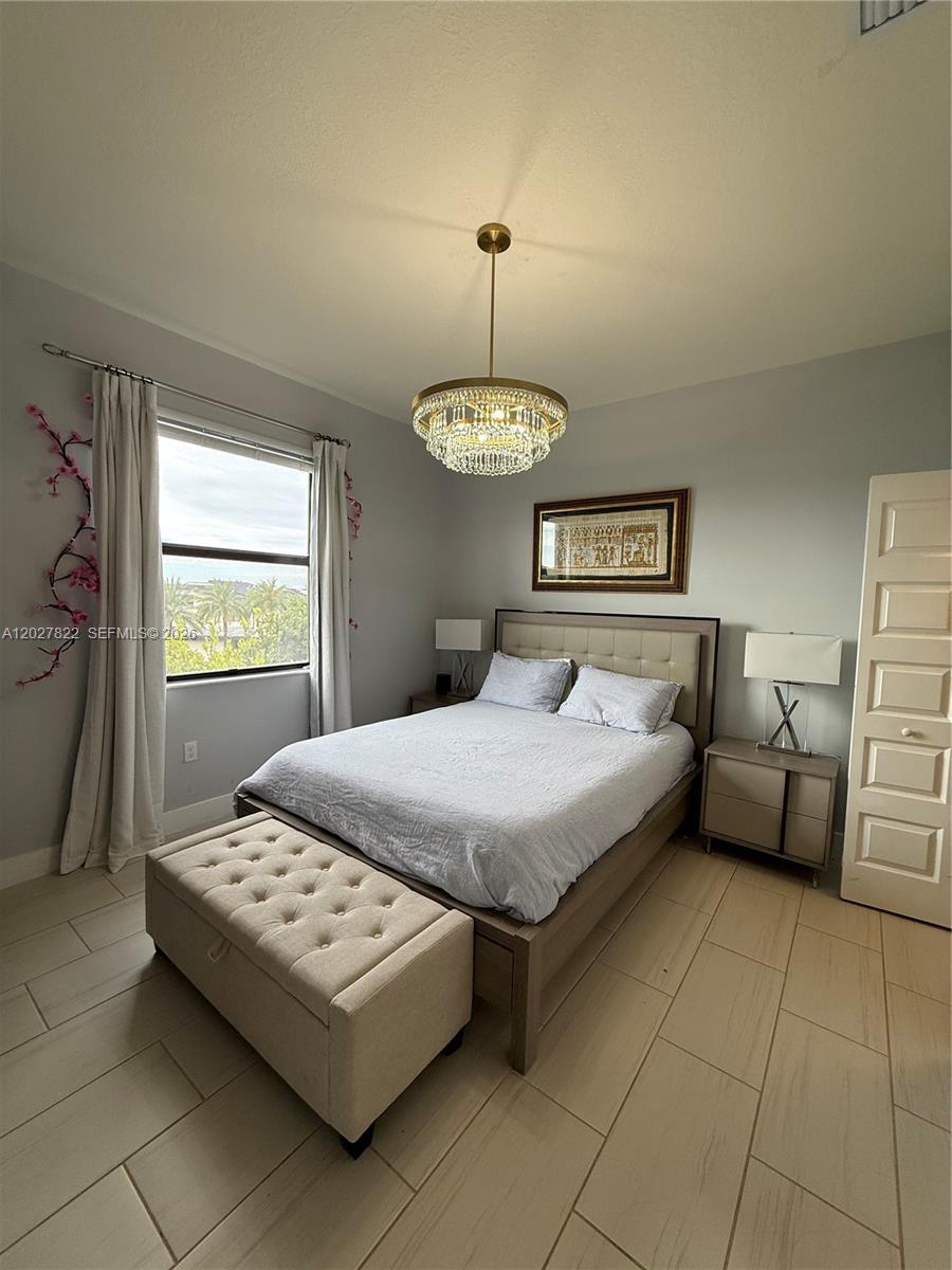 APEX AT PARK CENTRAL COND - Residential