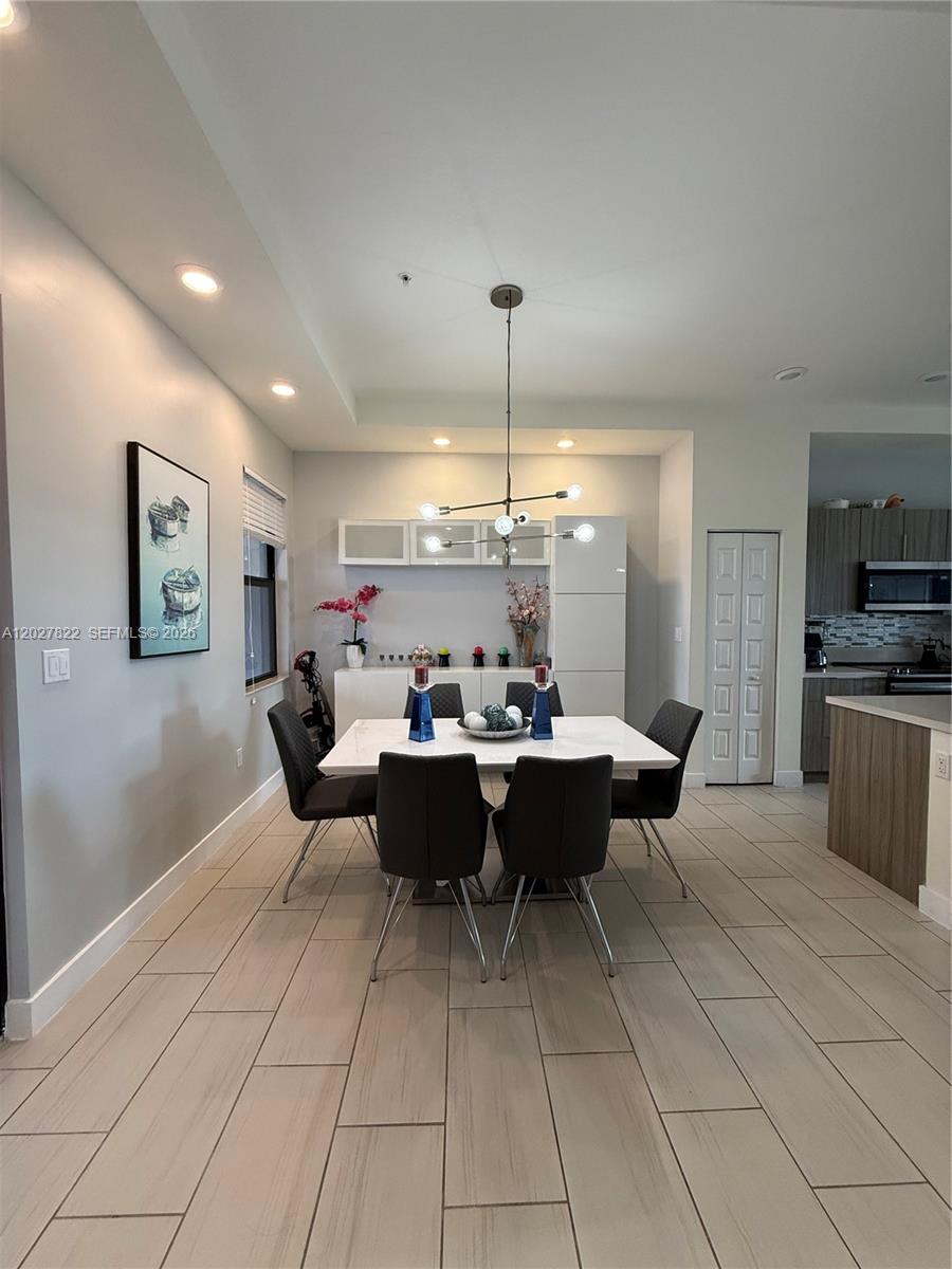 APEX AT PARK CENTRAL COND - Residential