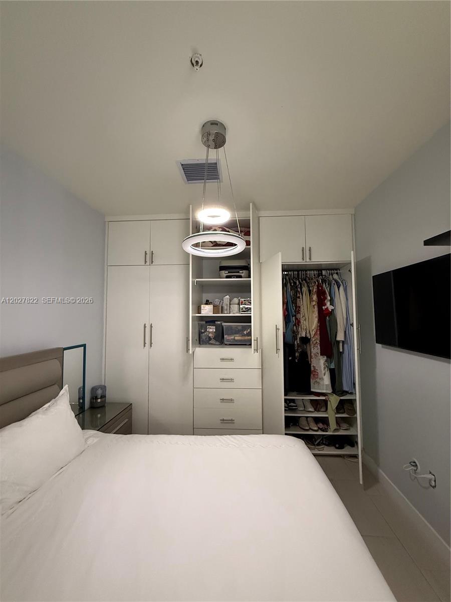 APEX AT PARK CENTRAL COND - Residential