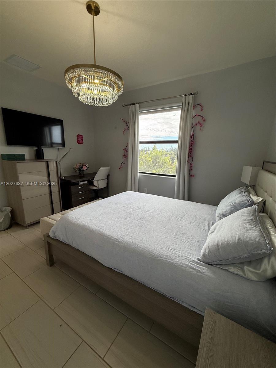 APEX AT PARK CENTRAL COND - Residential