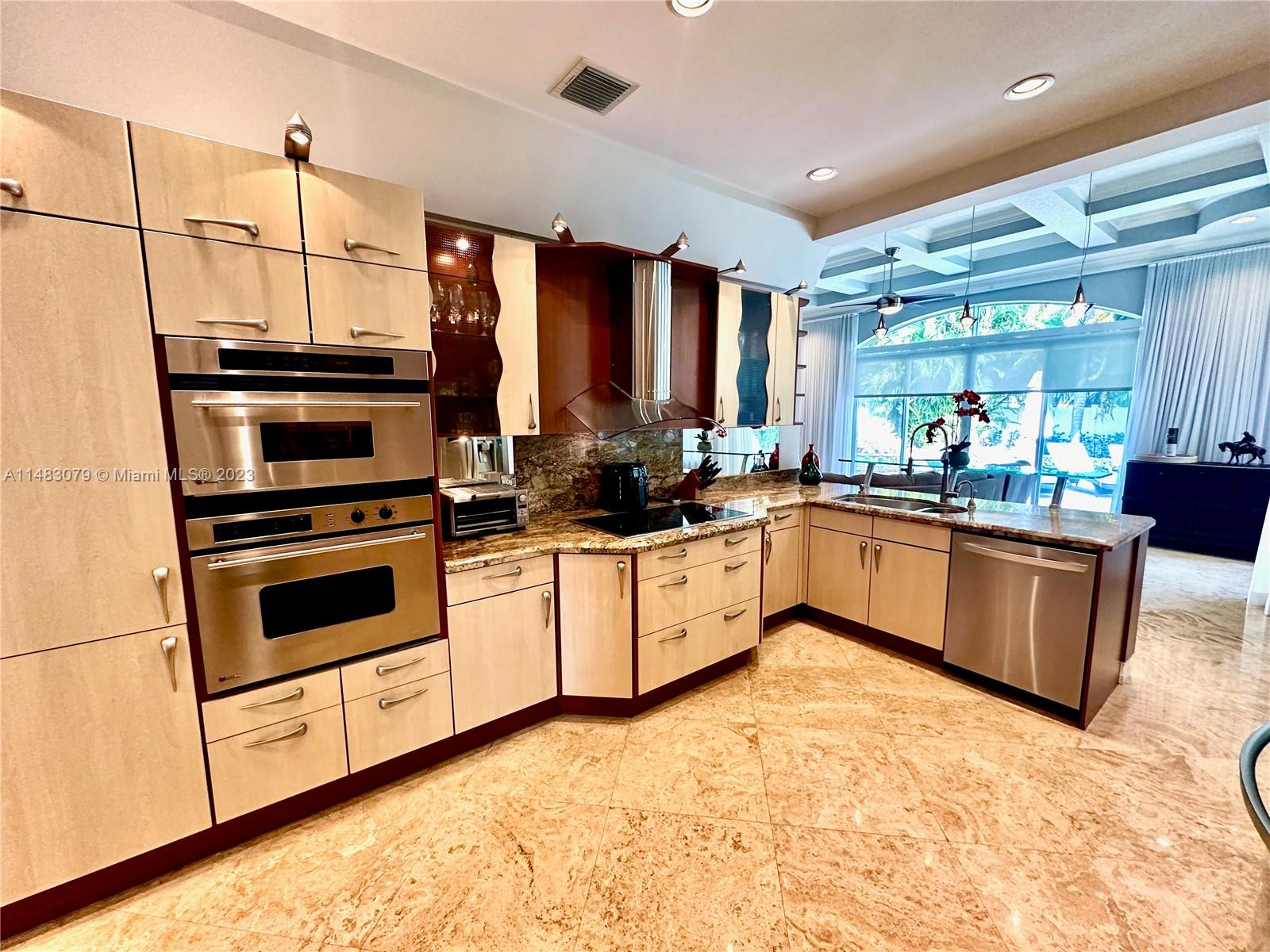 OCEAN HEIGHTS - Residential