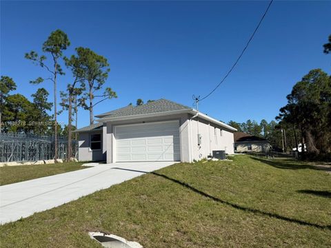 193 Castle Ave Lehigh Acres FL 33974