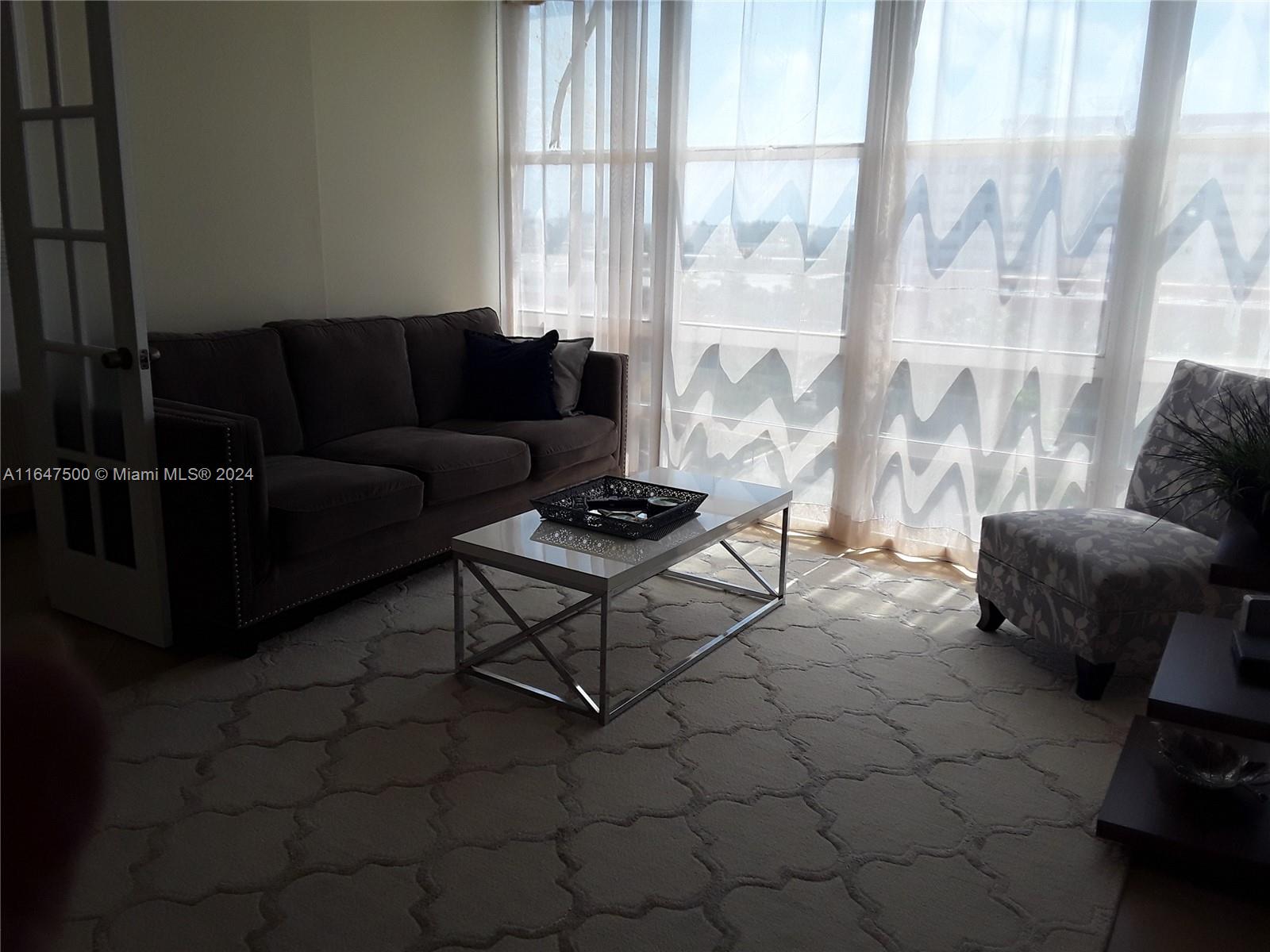 AVANT GARDE CONDO - Residential Lease