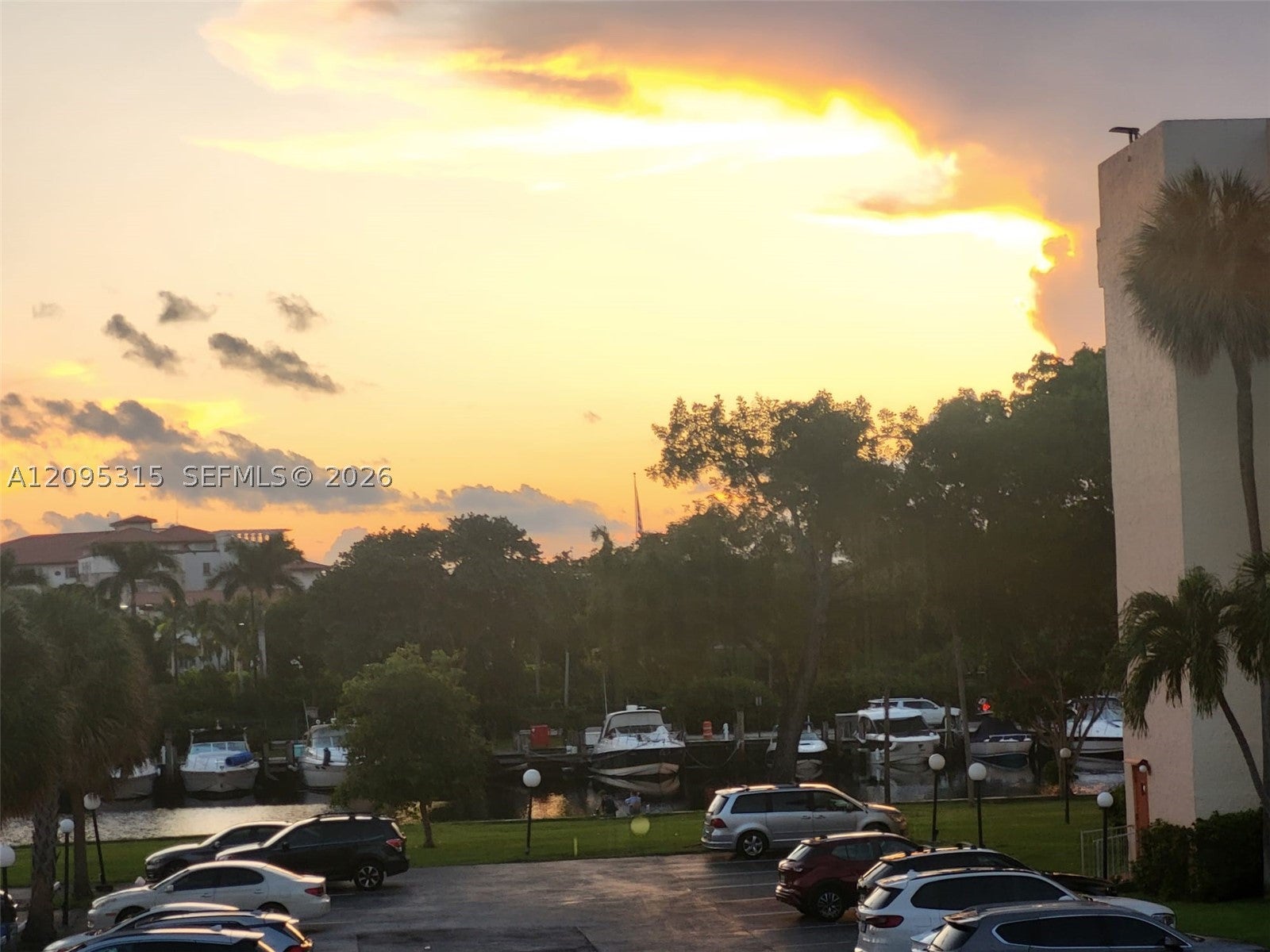 501 Three Islands Blvd 204