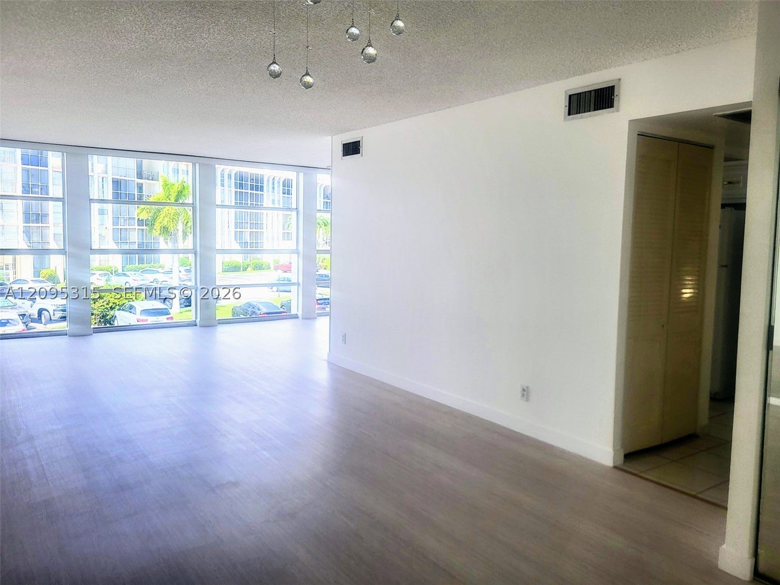 501 Three Islands Blvd 204