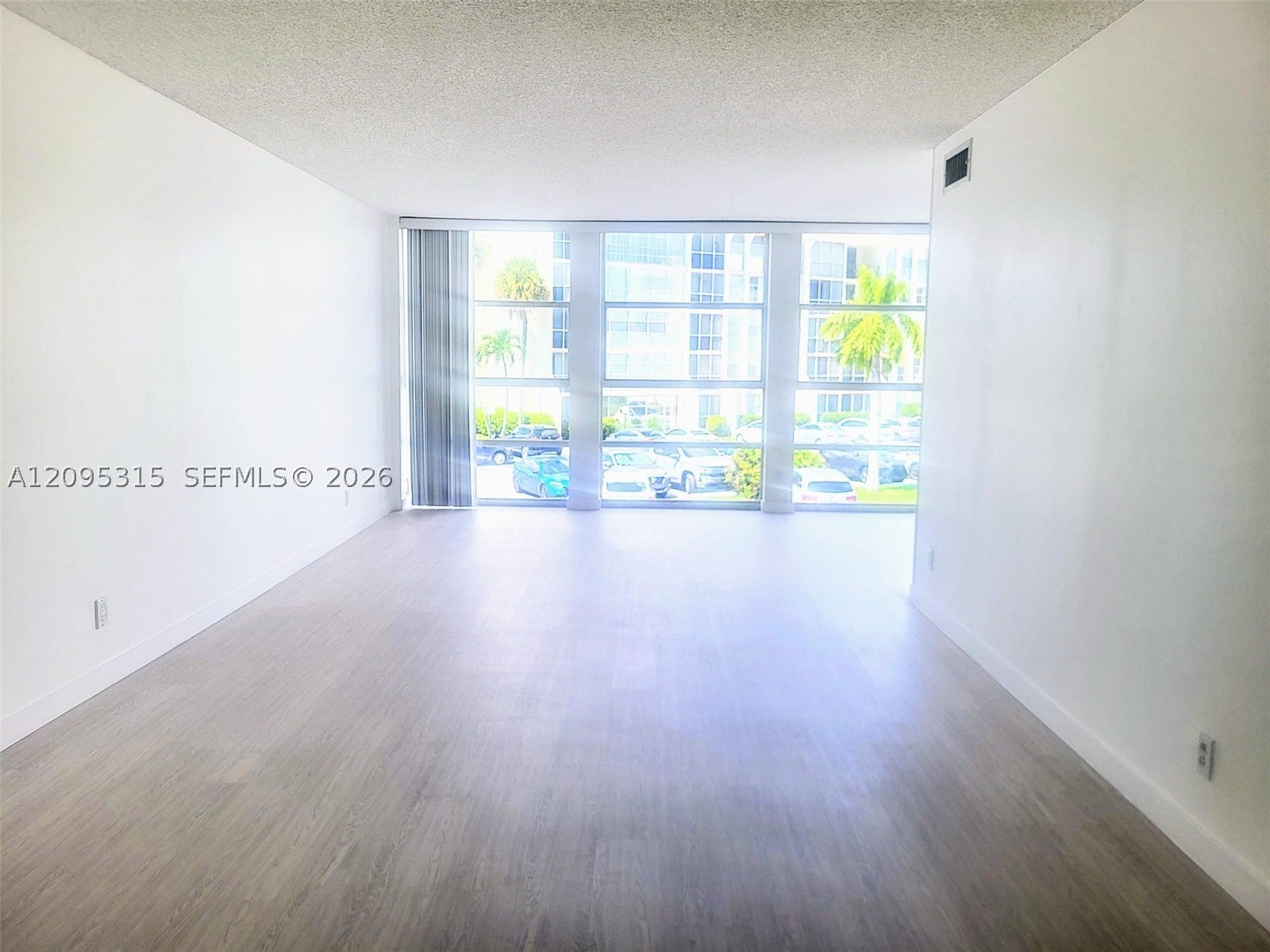 501 Three Islands Blvd 204