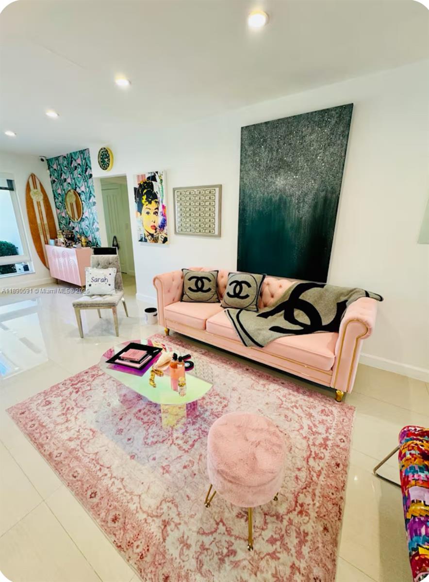 ALTOS DEL MAR NO 5 - Residential Lease