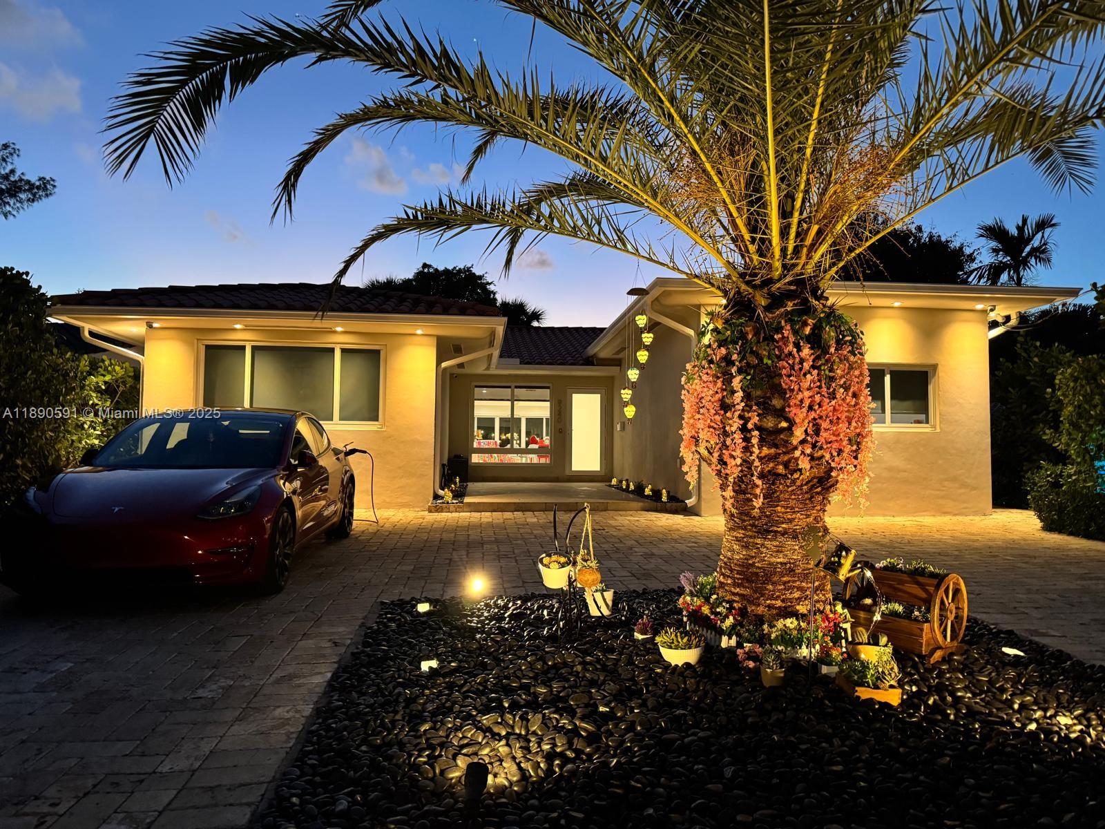 ALTOS DEL MAR NO 5 - Residential Lease