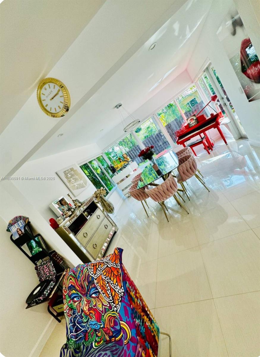 ALTOS DEL MAR NO 5 - Residential Lease