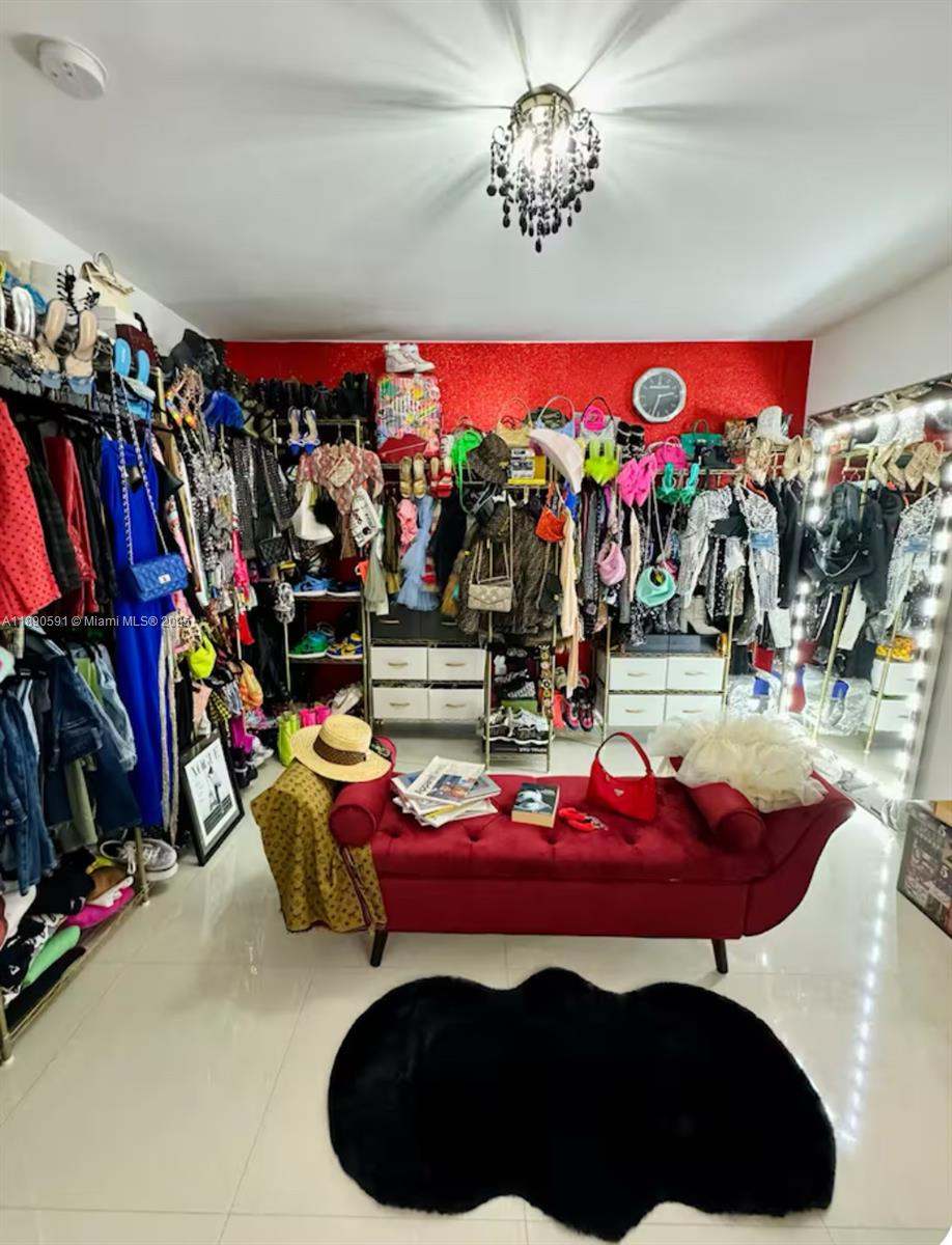 ALTOS DEL MAR NO 5 - Residential Lease