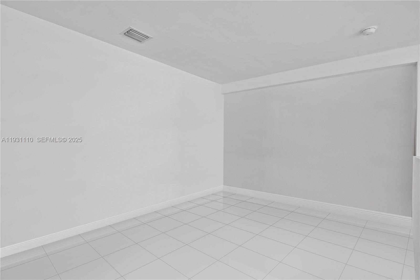 CASABLANCA VILLAS CONDO - Residential Lease