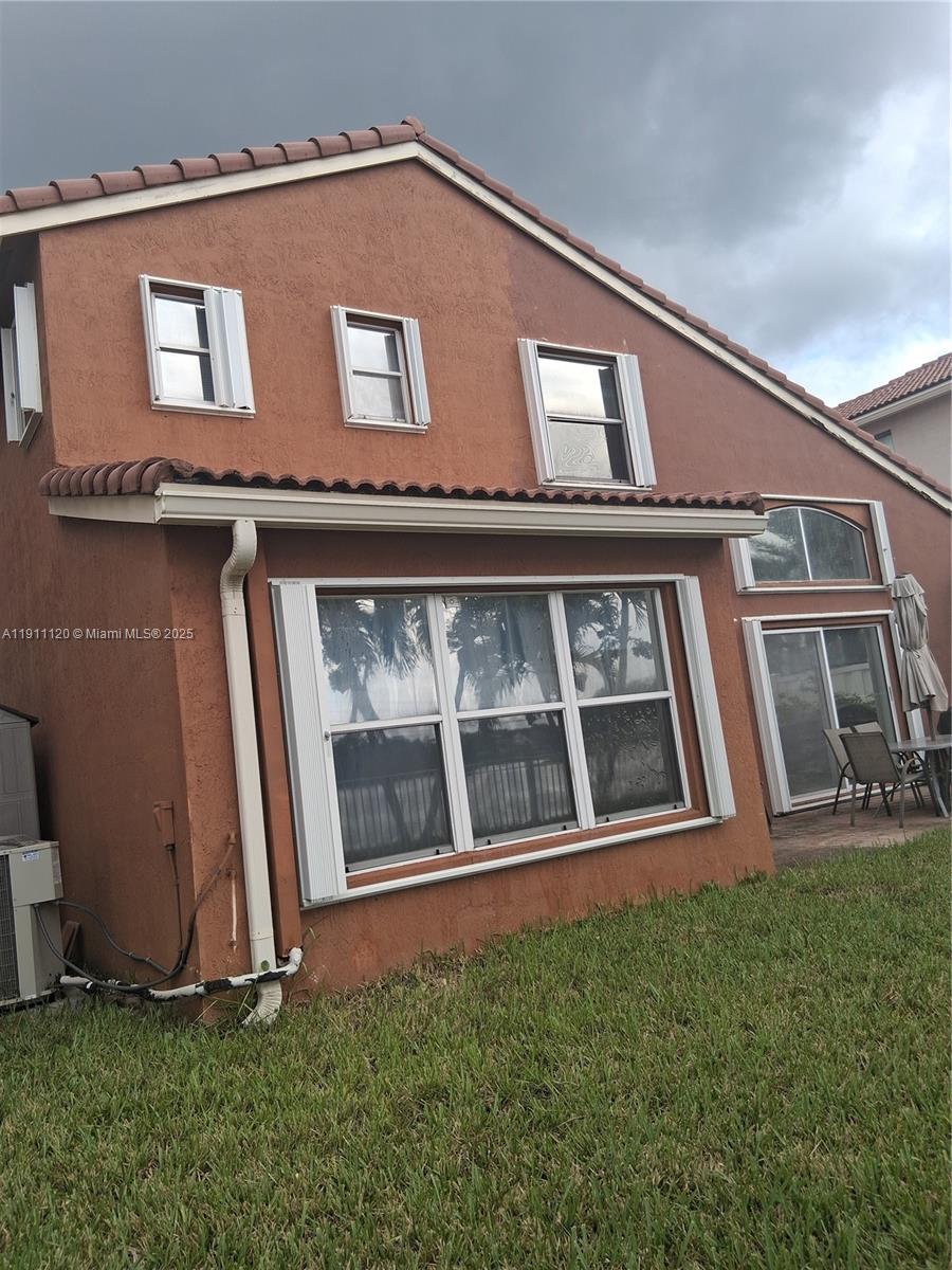 MAPLE RIDGE - Residential