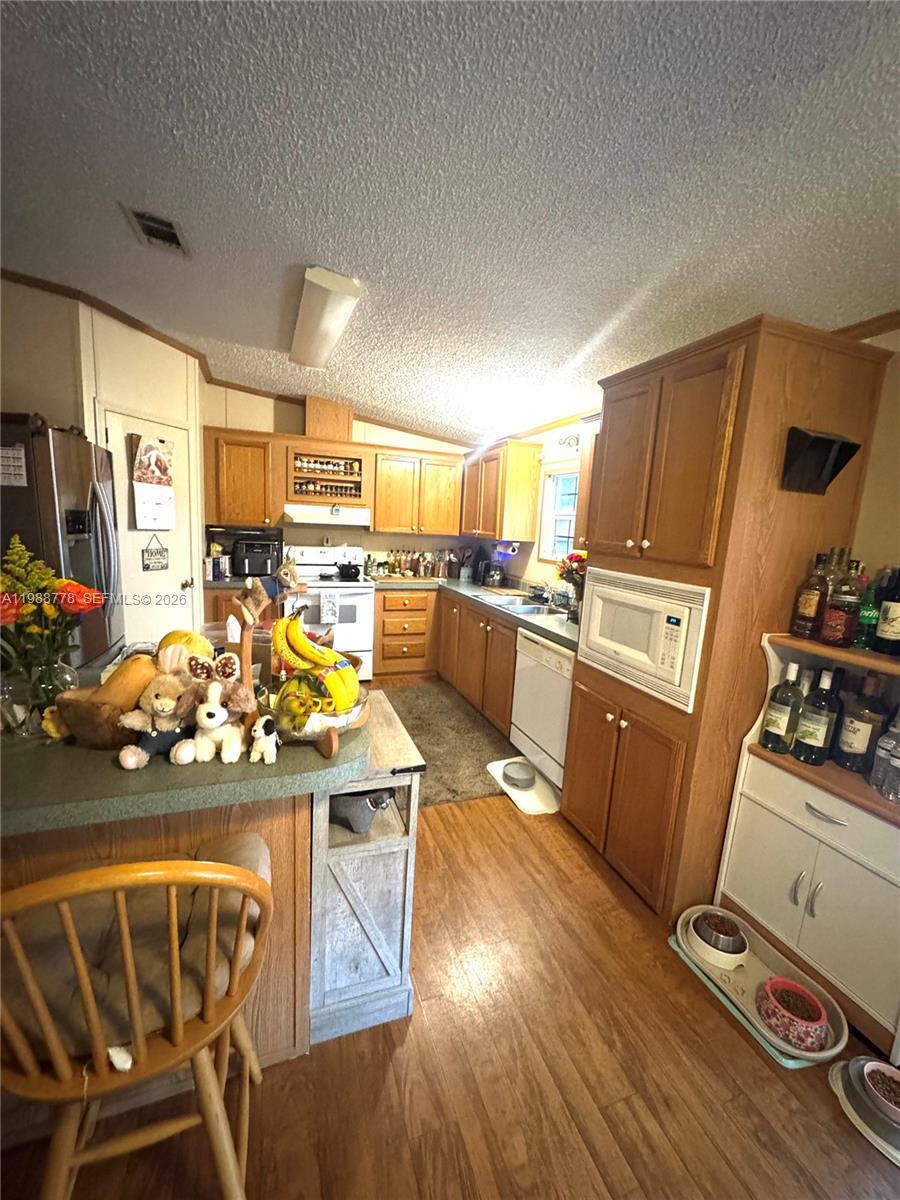 COCOWALK ESTATES - Residential