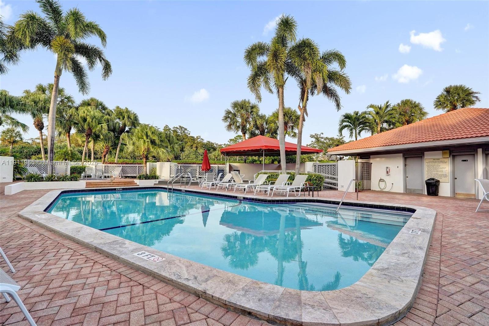 HAMMOCKS AT BOCA WEST CON - Residential