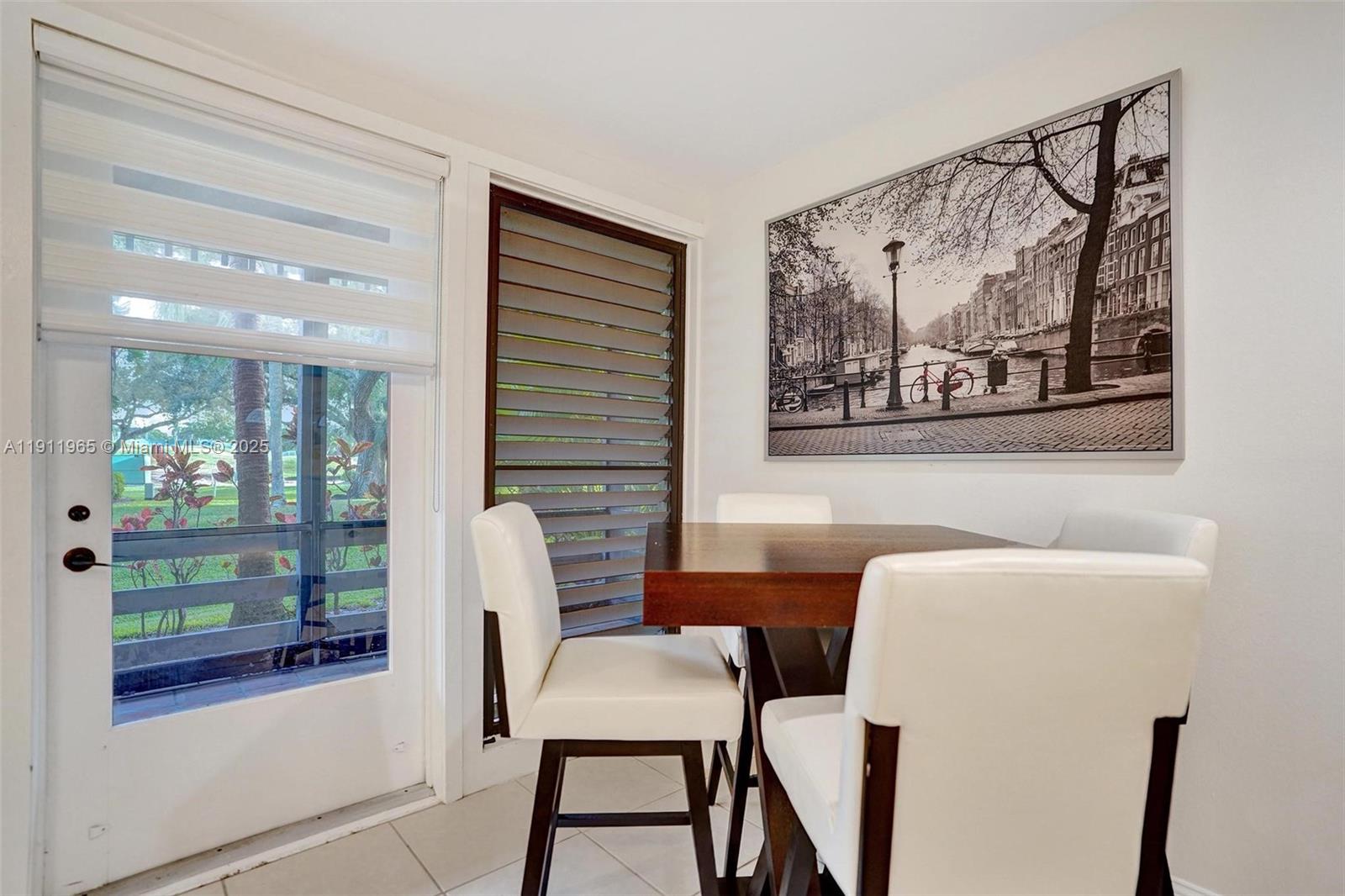 HAMMOCKS AT BOCA WEST CON - Residential