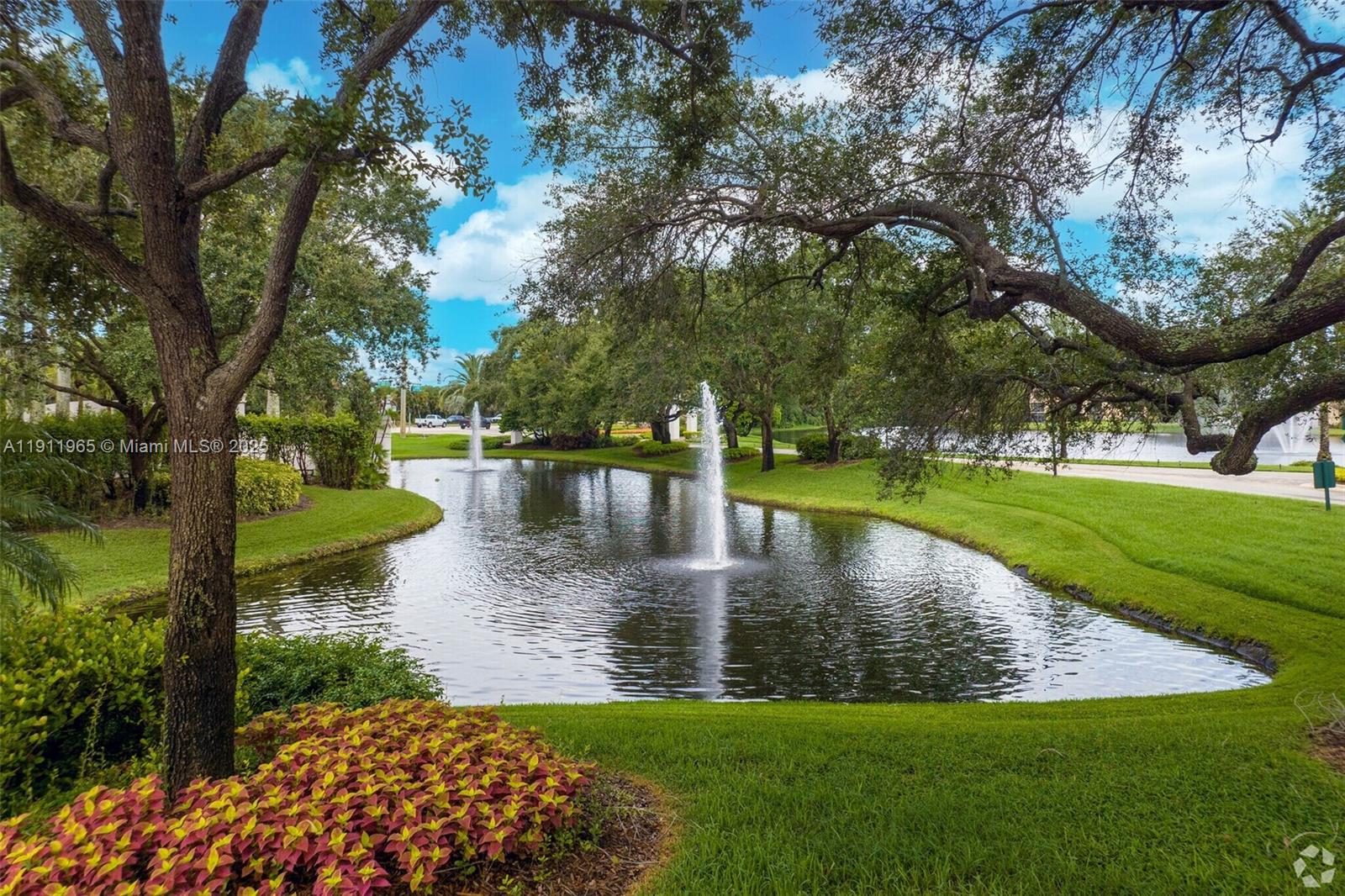 HAMMOCKS AT BOCA WEST CON - Residential