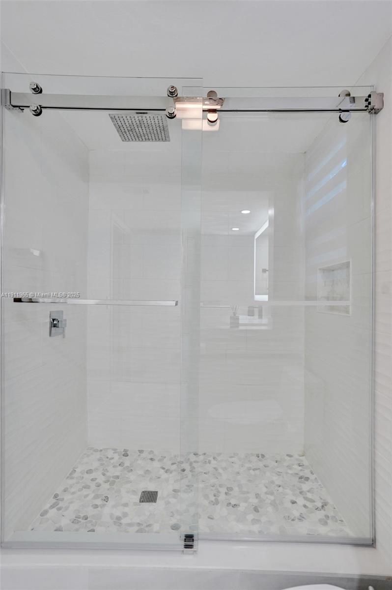 HAMMOCKS AT BOCA WEST CON - Residential