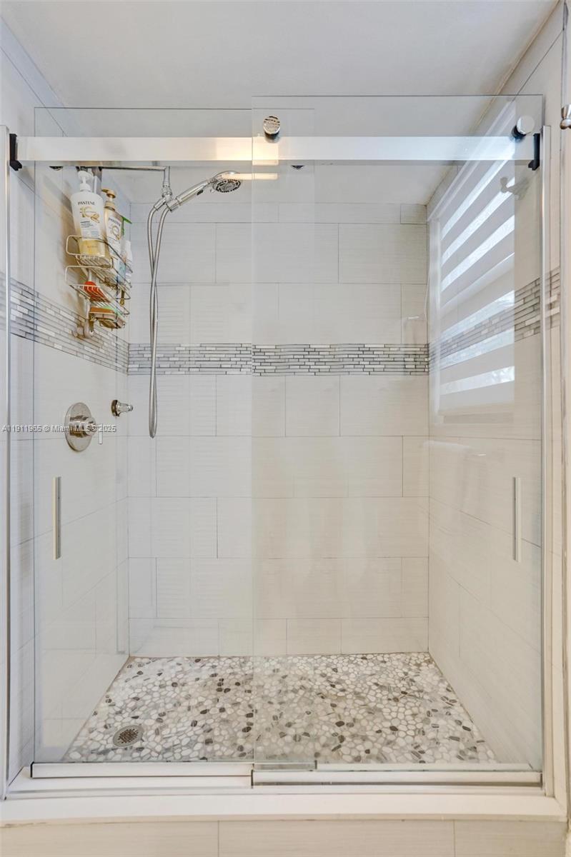 HAMMOCKS AT BOCA WEST CON - Residential