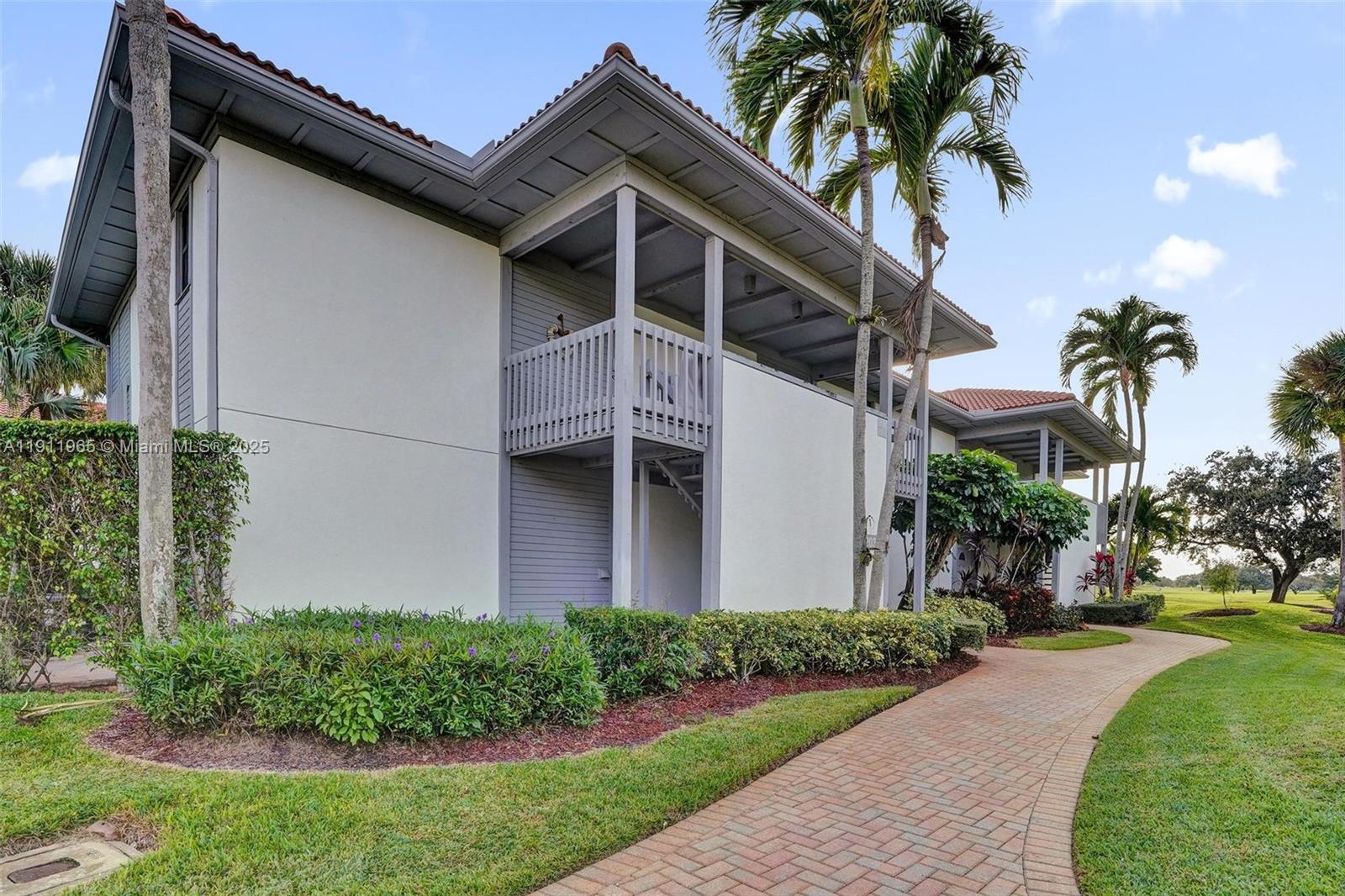 HAMMOCKS AT BOCA WEST CON - Residential