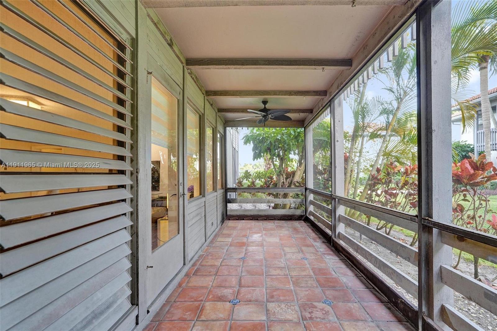 HAMMOCKS AT BOCA WEST CON - Residential